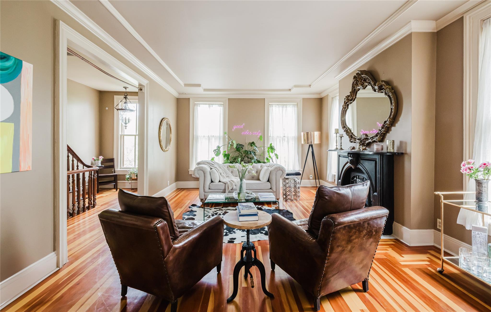 #12 photo, 1 E Court Street, Hudson , NY 12534