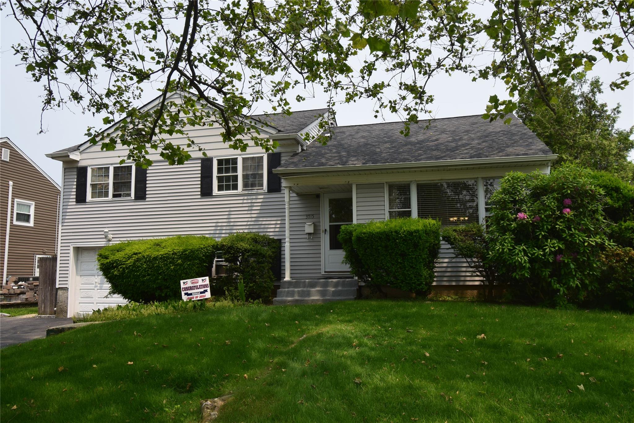 #1 photo, 3715 Regent Lane, 長島 Wantagh , NY 11793