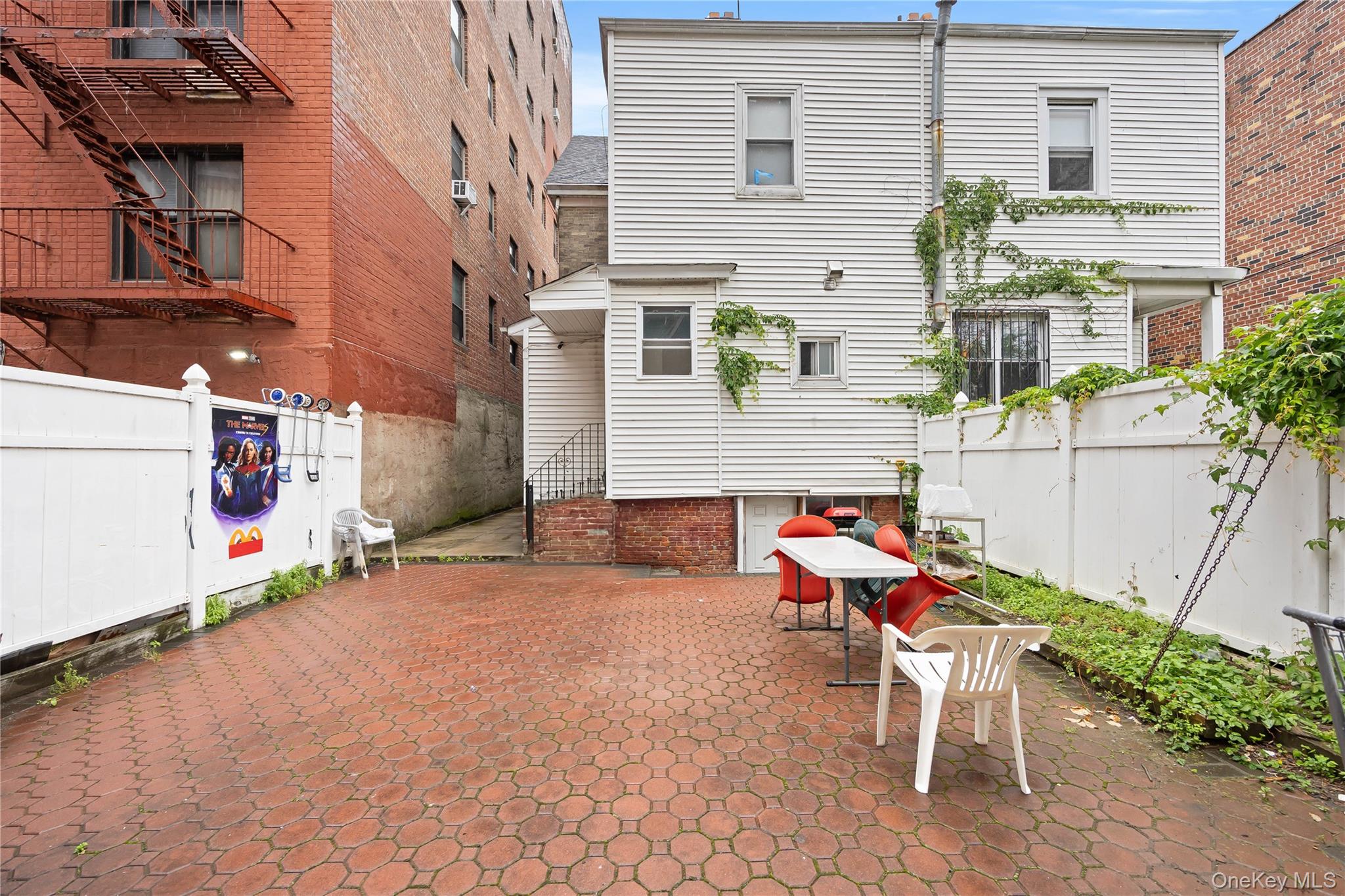 #8 photo, 41-20 Elbertson Street, クイーンズ区 Elmhurst , NY 11373