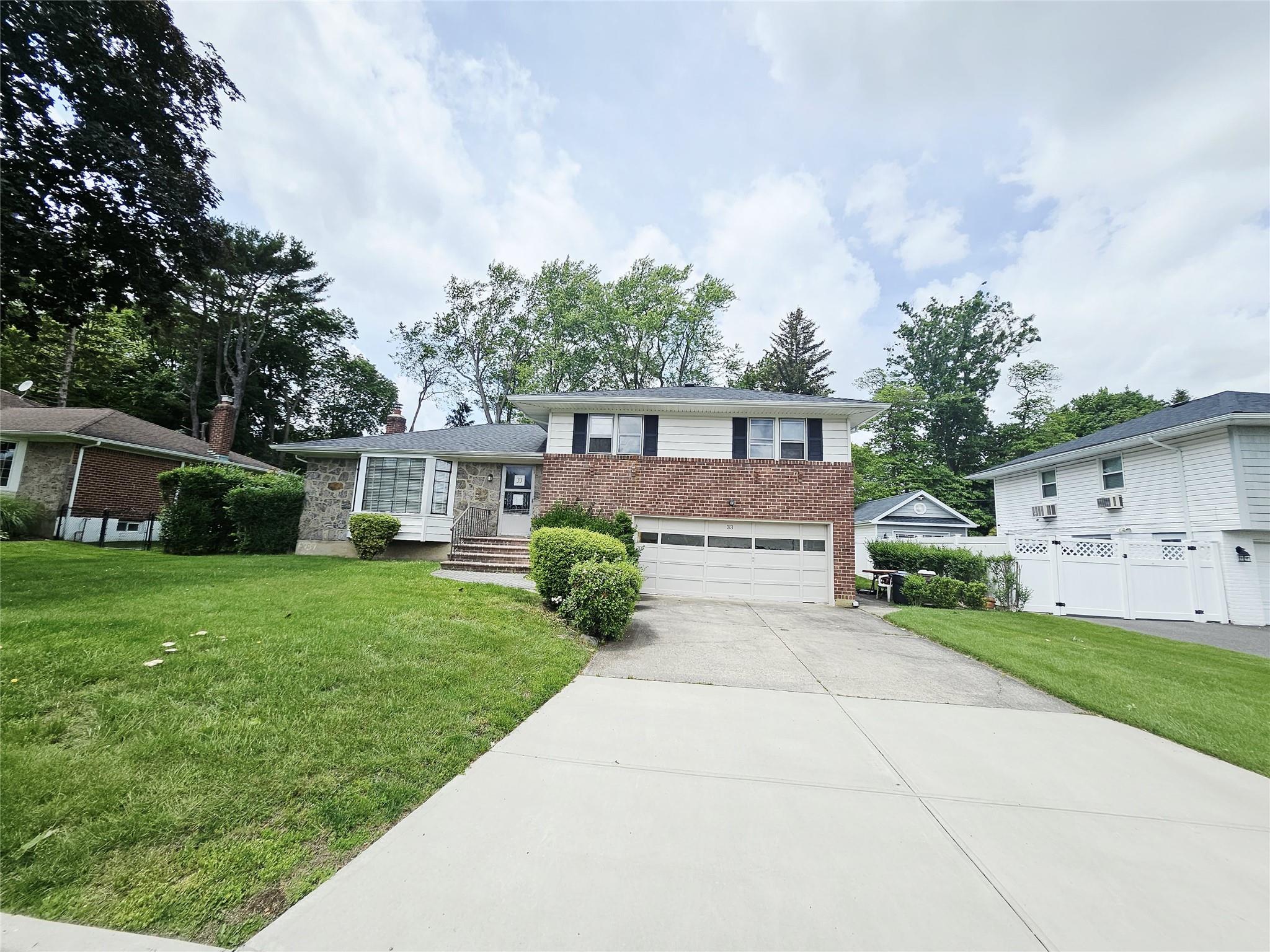 #1 photo, 33 Eastfield Lane, Melville , NY 11747