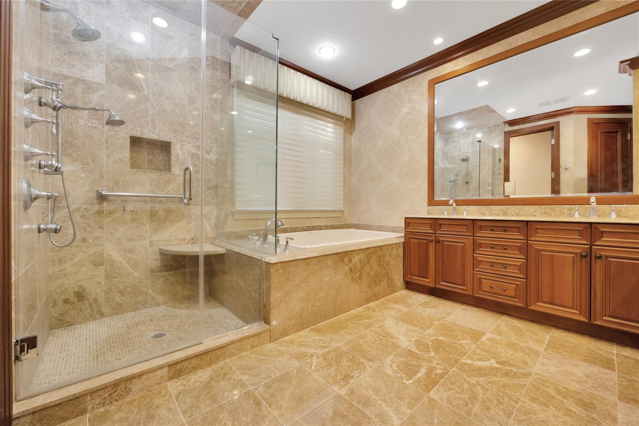 #16 photo, 19 Holiday Pond Road, ナッソー郡 Jericho , NY 11753