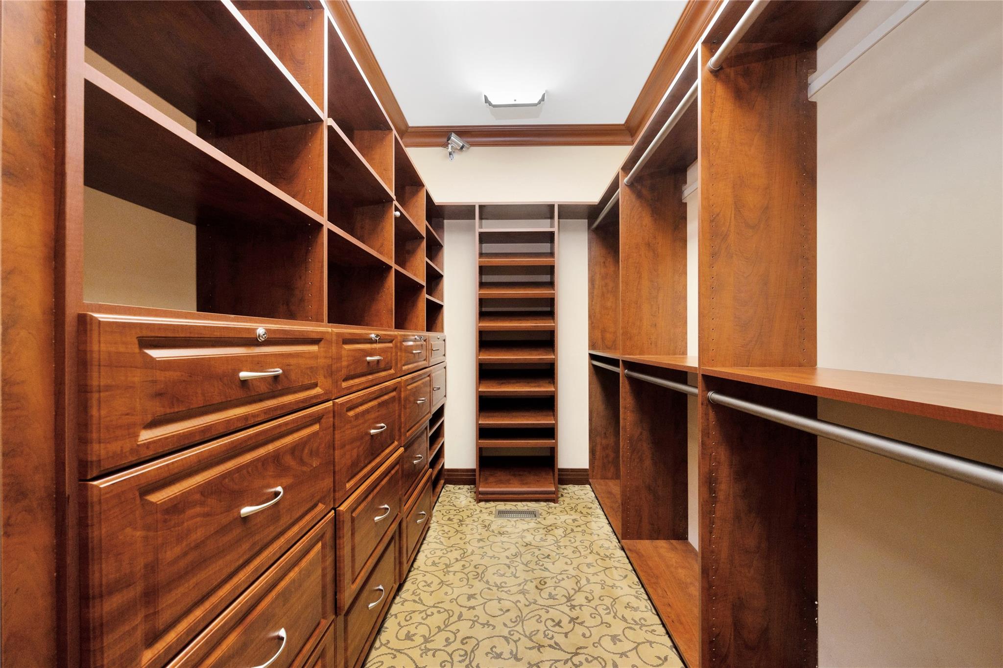 #17 photo, 19 Holiday Pond Road, ナッソー郡 Jericho , NY 11753