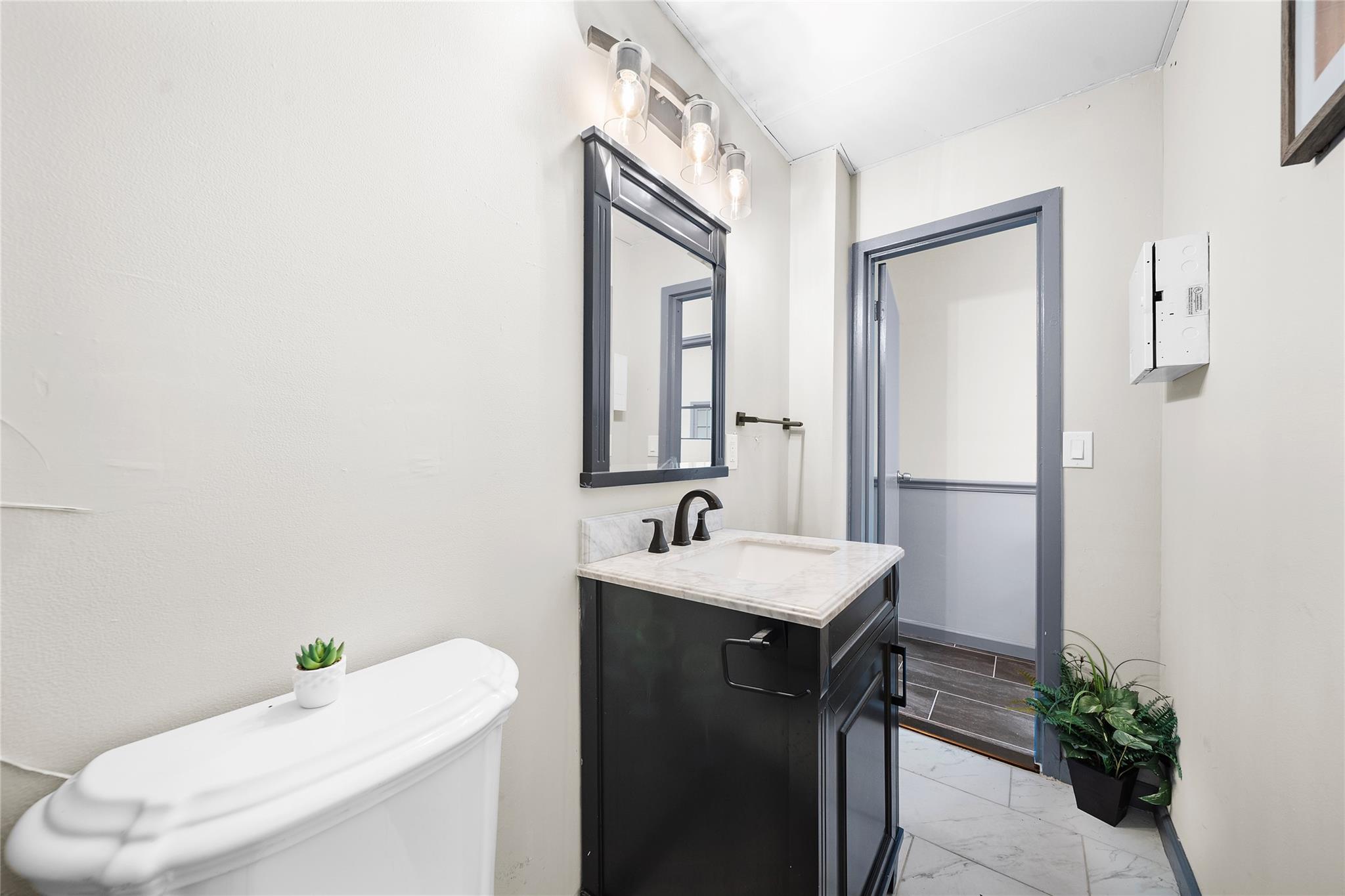 #13 photo, 223 Glen Street, ナッソー郡 Glen Cove , NY 11542