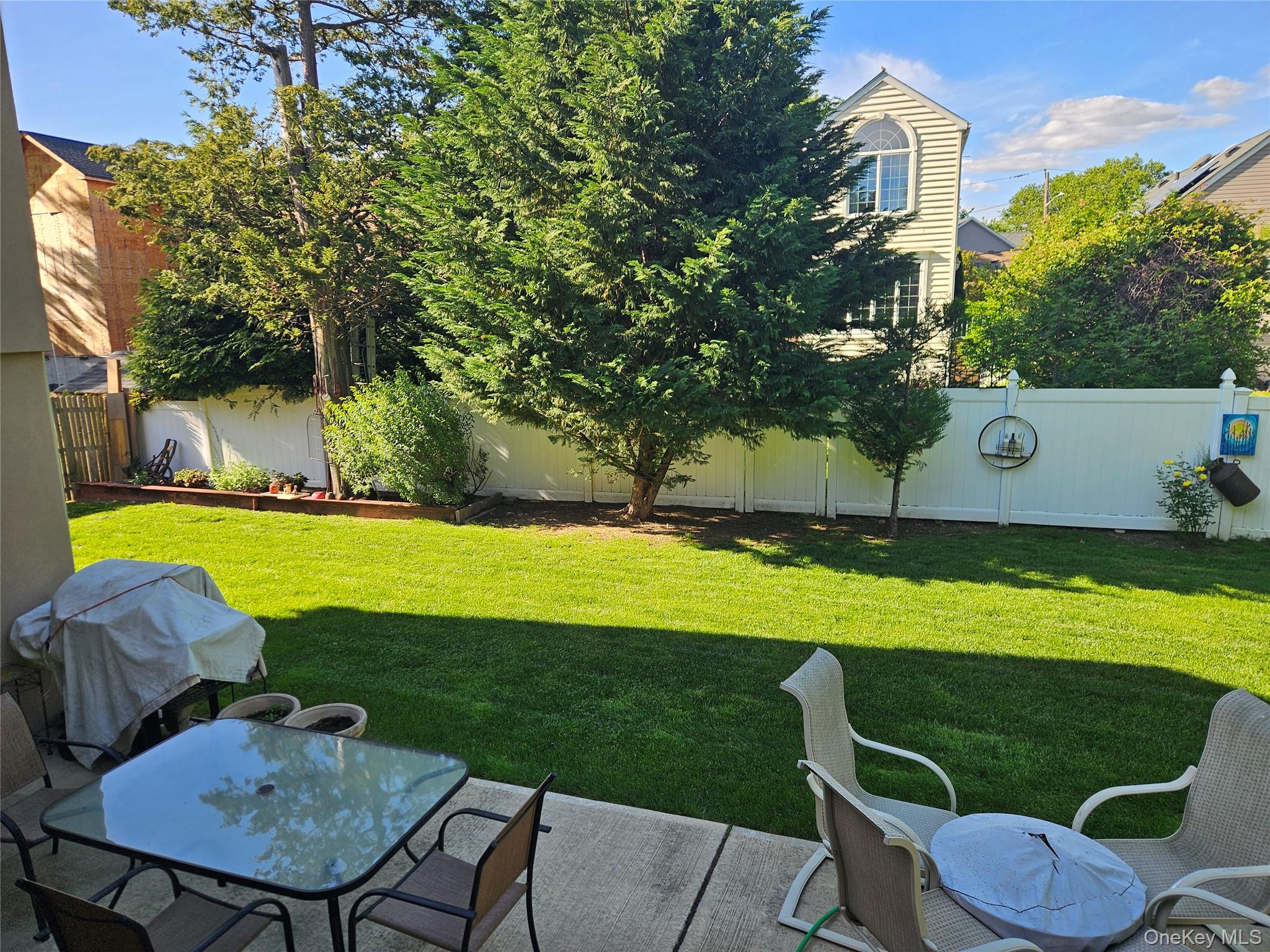 #19 photo, 526 Hazel Drive, Woodmere , NY 11598