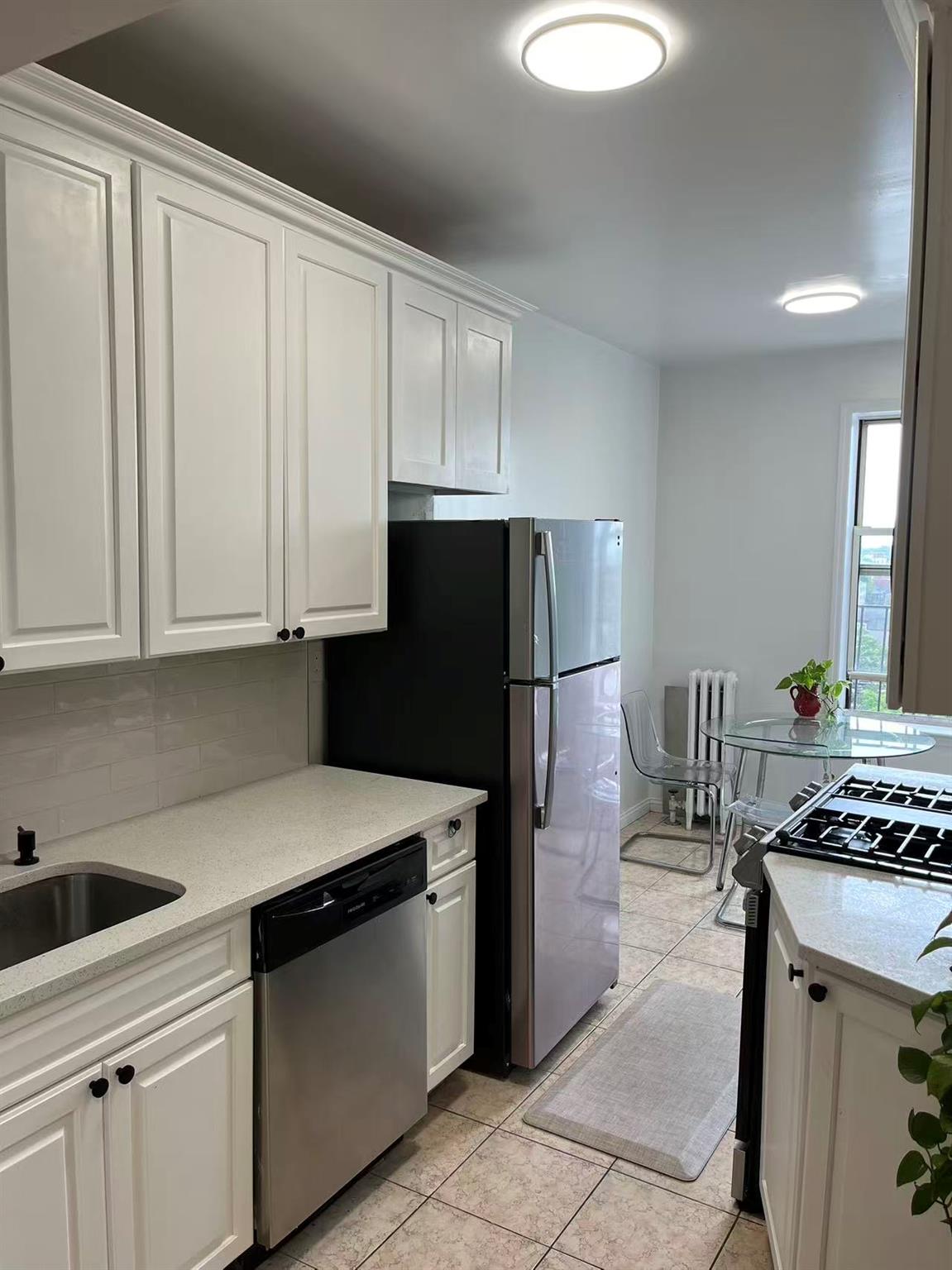 #1 photo, 3591 161 Street, كوينز Flushing , NY 11358