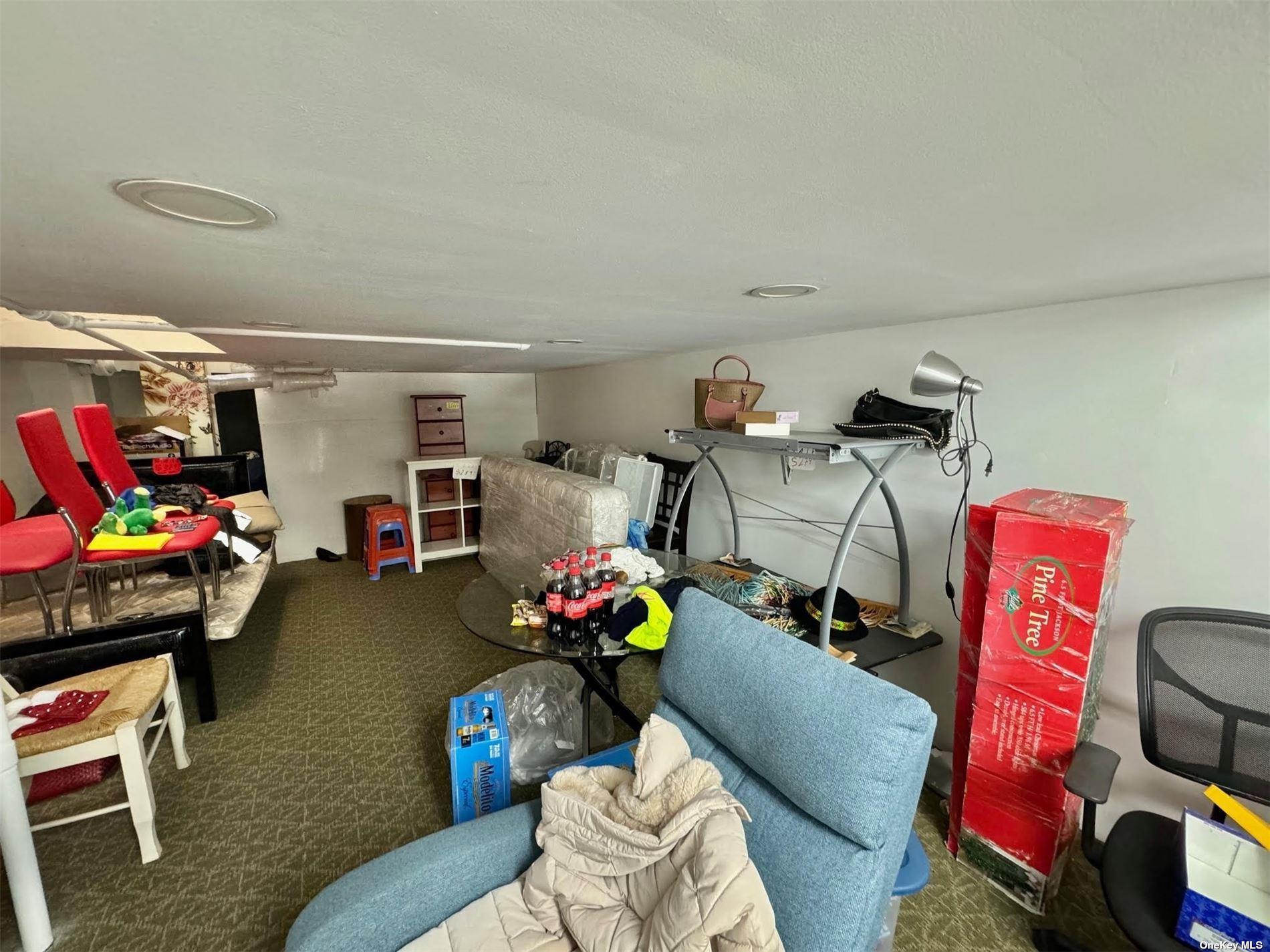 #6 photo, 28-57 Steinway Street, クイーンズ区 Astoria , NY 11103