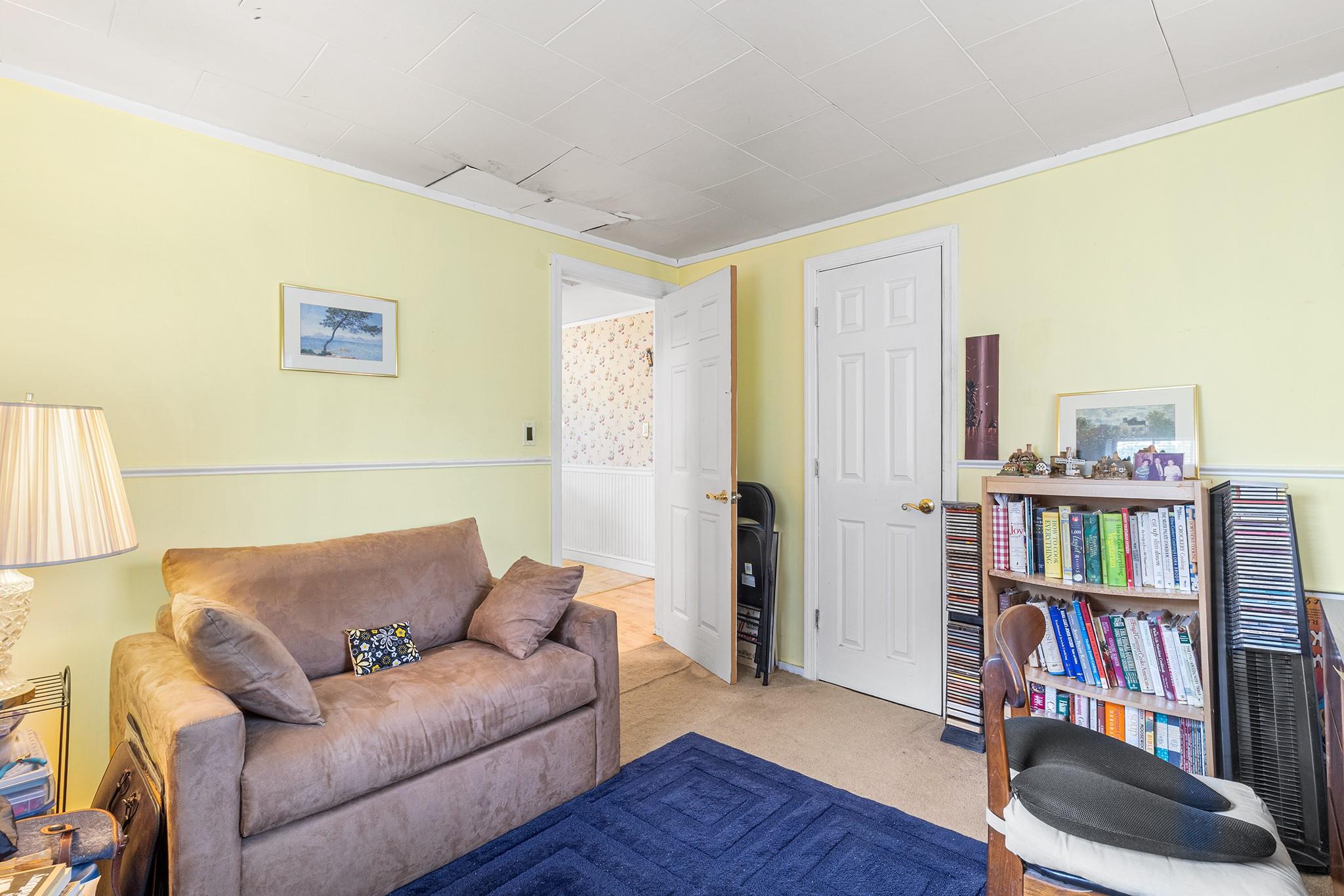 #10 photo, 45 W 23rd Street, Deer Park , NY 11729