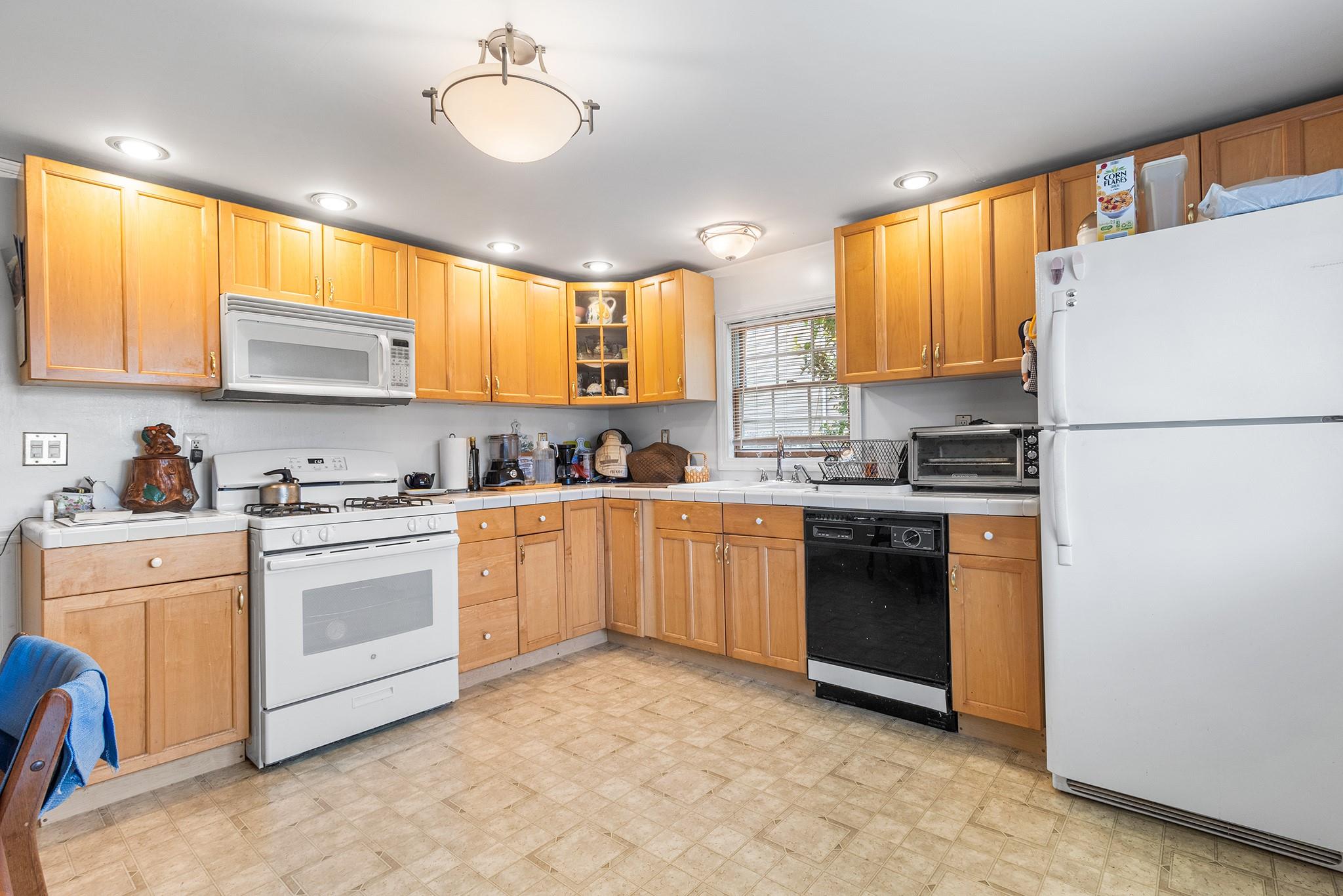 #6 photo, 45 W 23rd Street, Deer Park , NY 11729