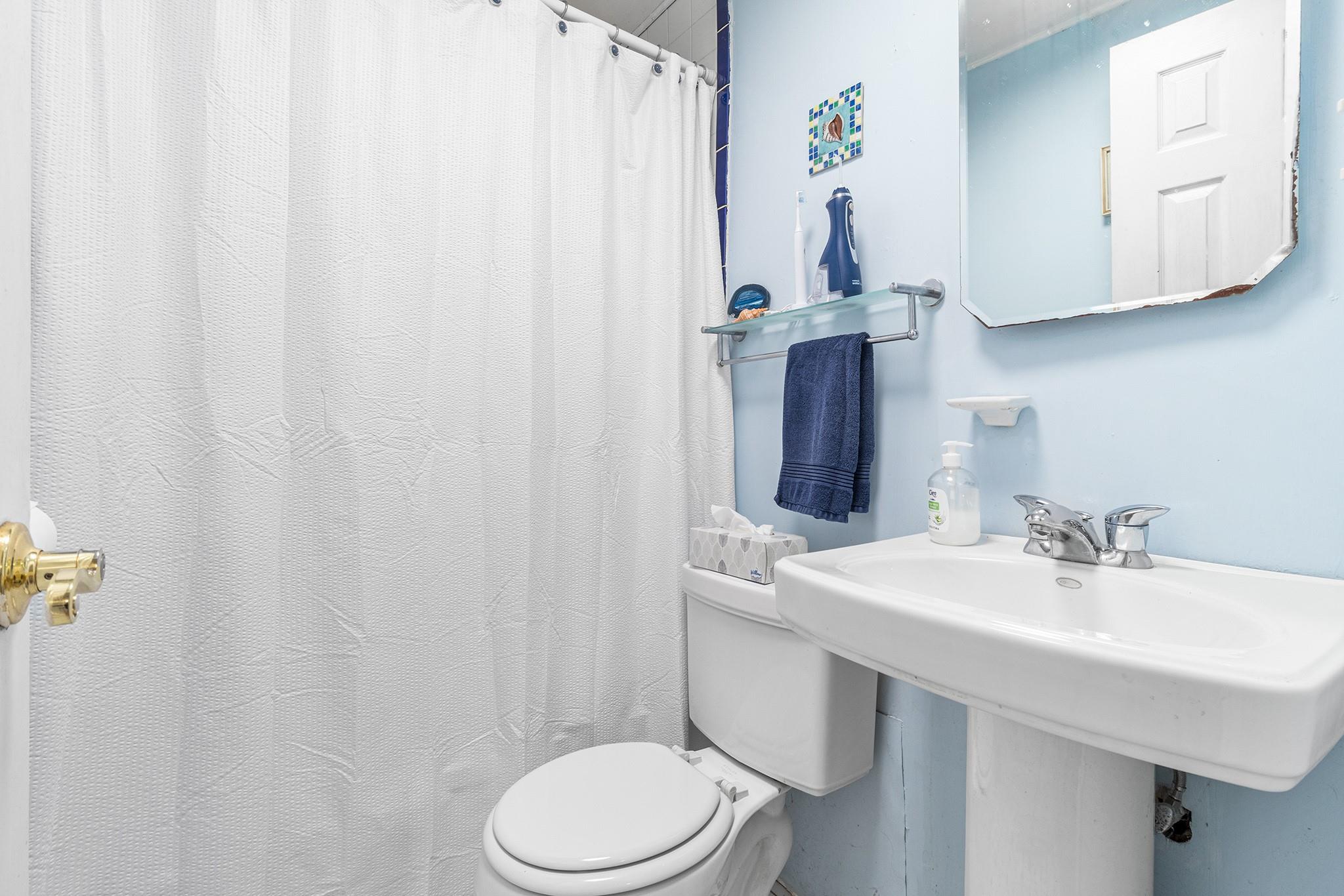 #8 photo, 45 W 23rd Street, Deer Park , NY 11729