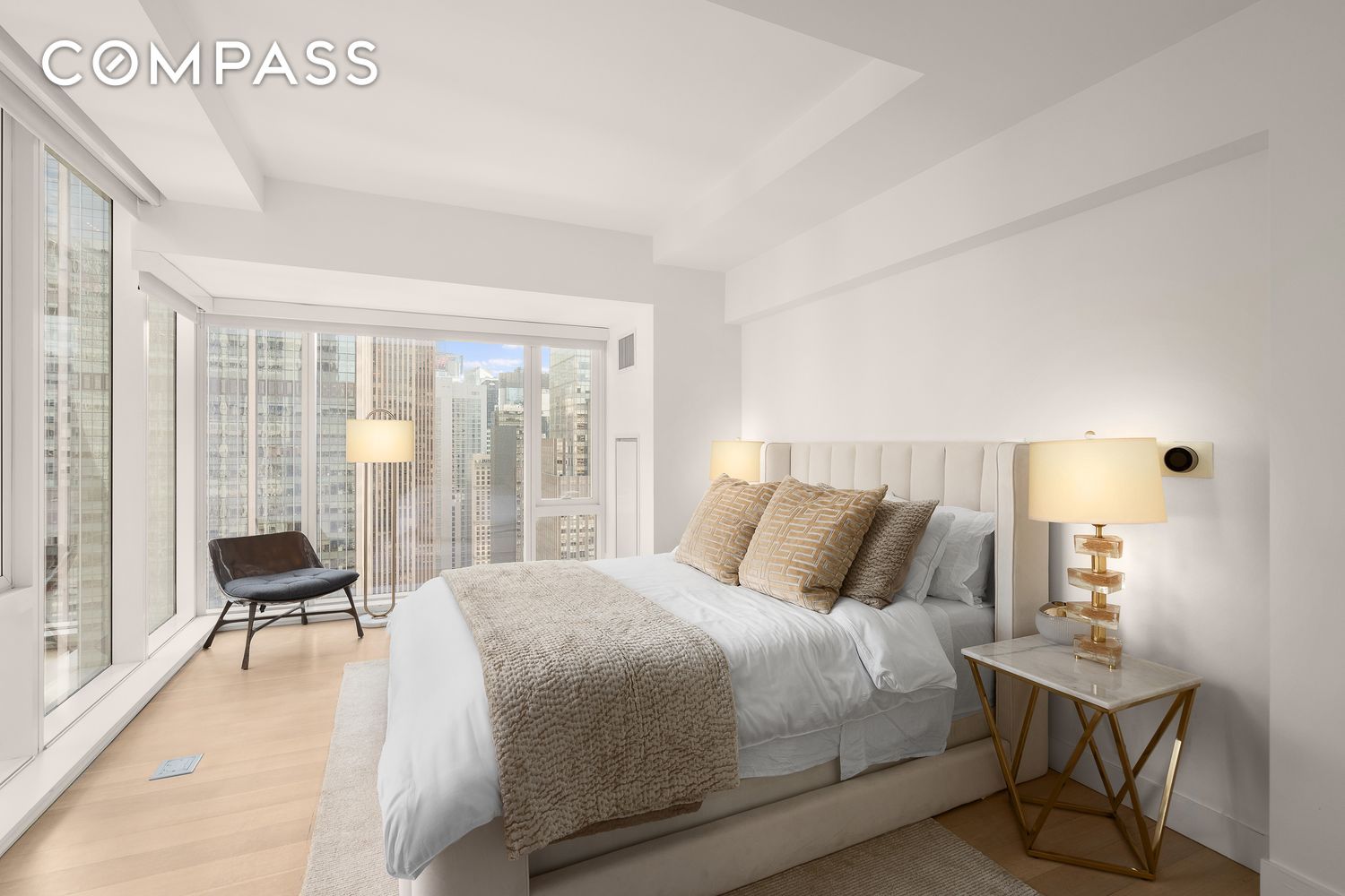 #16 photo, New York City, マンハッタン Theater District , NY 10019