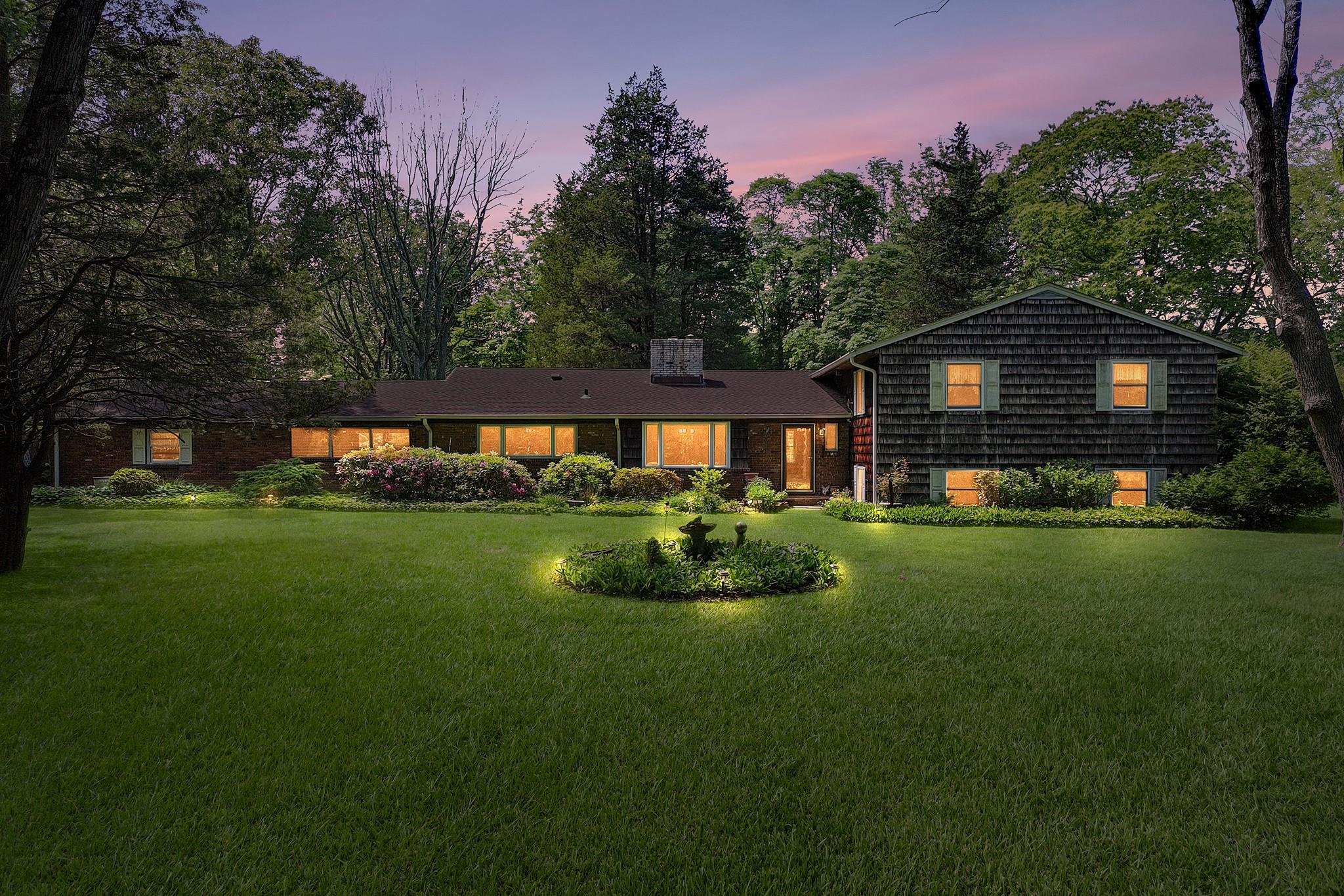 #1 photo, 31 Saw Mill Road, 东长岛 Cold Spring Harbor , NY 11724