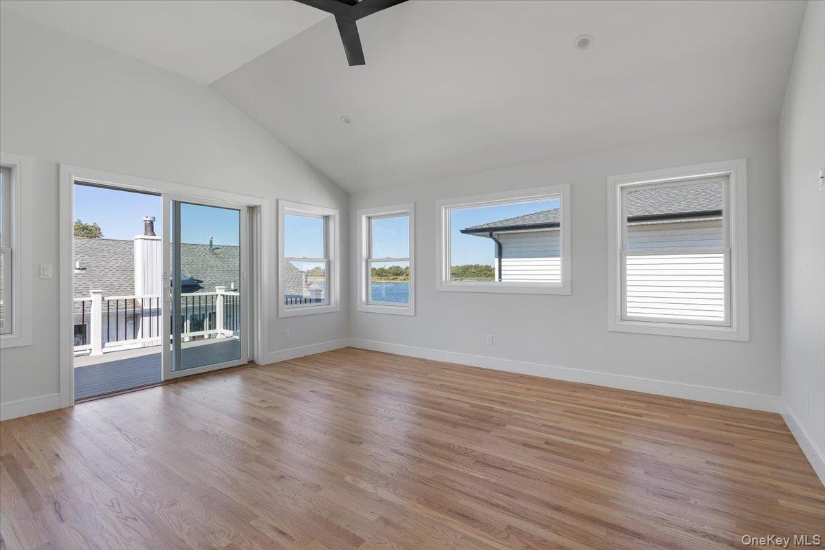 #20 photo, 12 Pershing Place, ナッソー郡 Island Park , NY 11558