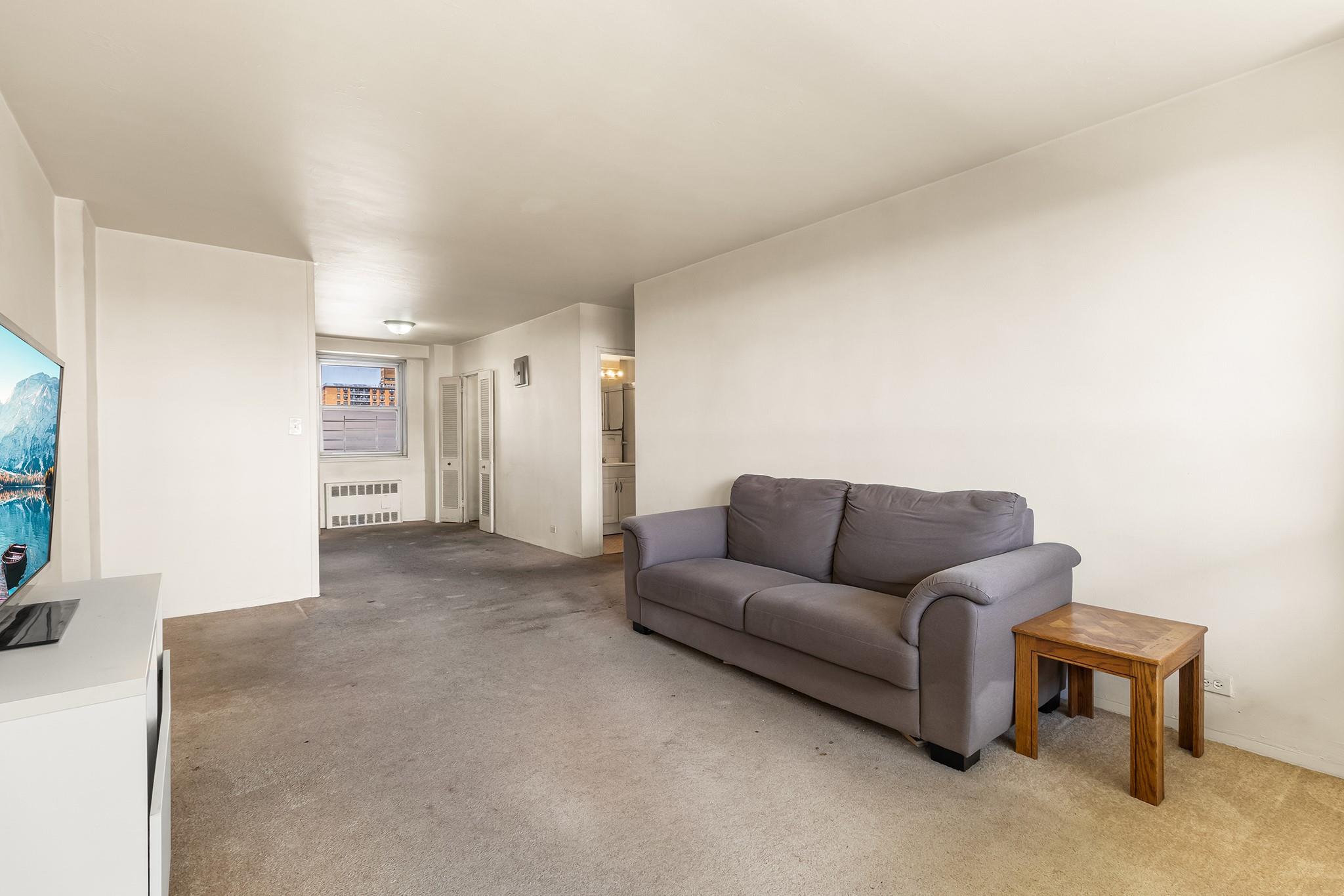 #3 photo, 61-15 97th Street, クイーンズ区 Rego Park , NY 11374