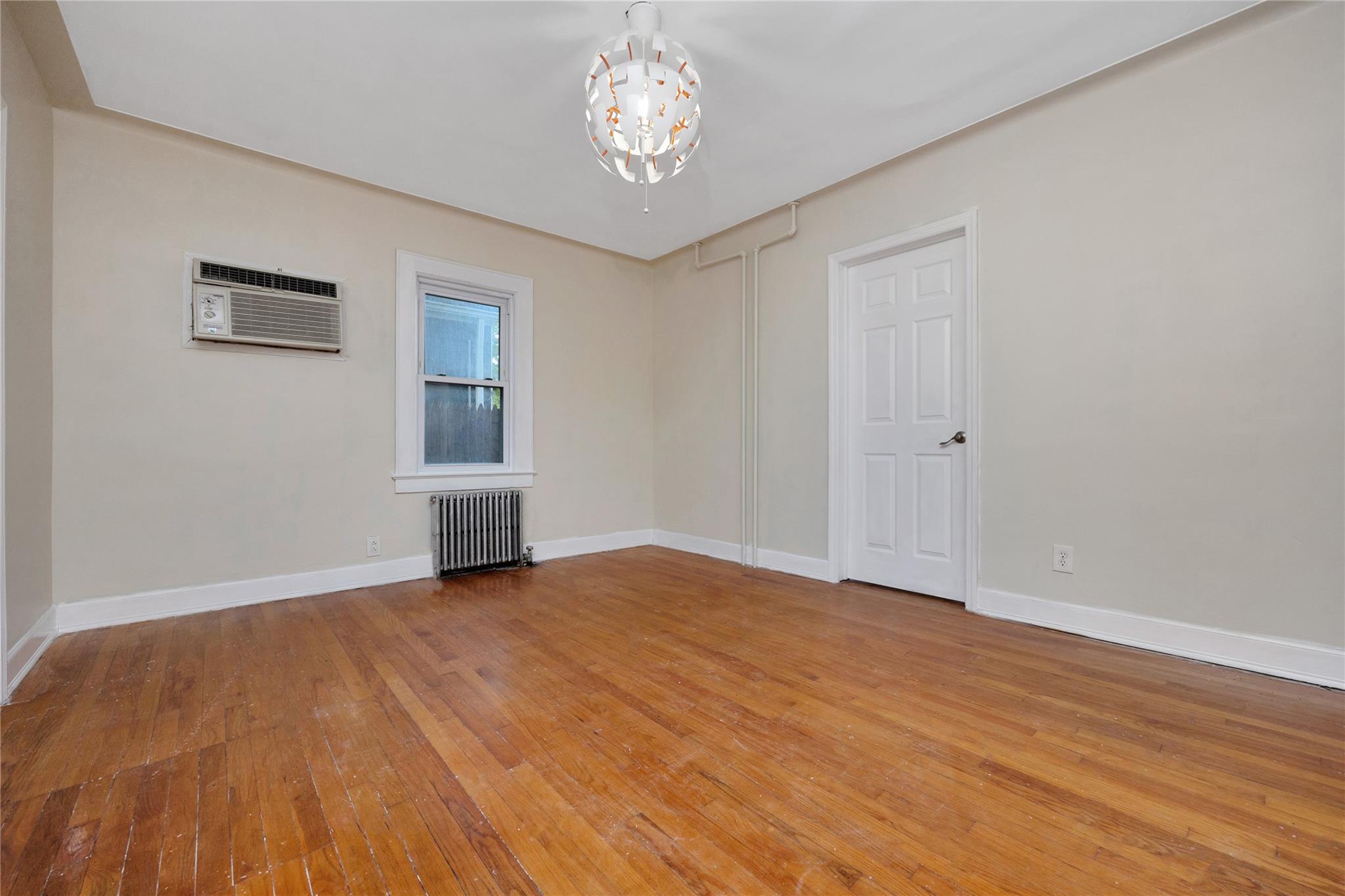 #6 photo, 82 Heitz Place, Hicksville , NY 11801