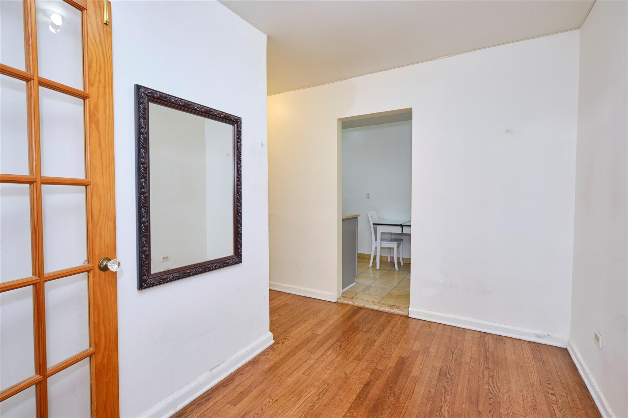 #6 photo, 67-25 Clyde Street, كوينز Forest Hills , NY 11375