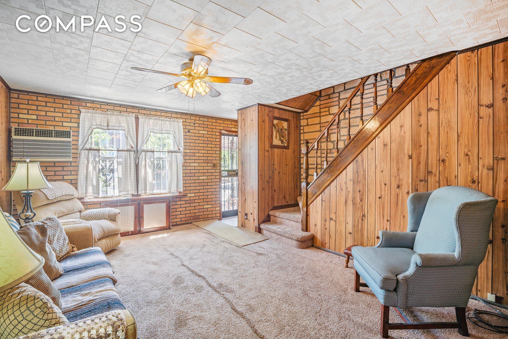 #9 photo, 20-10 27th Street, クイーンズ区 Astoria , NY 11105