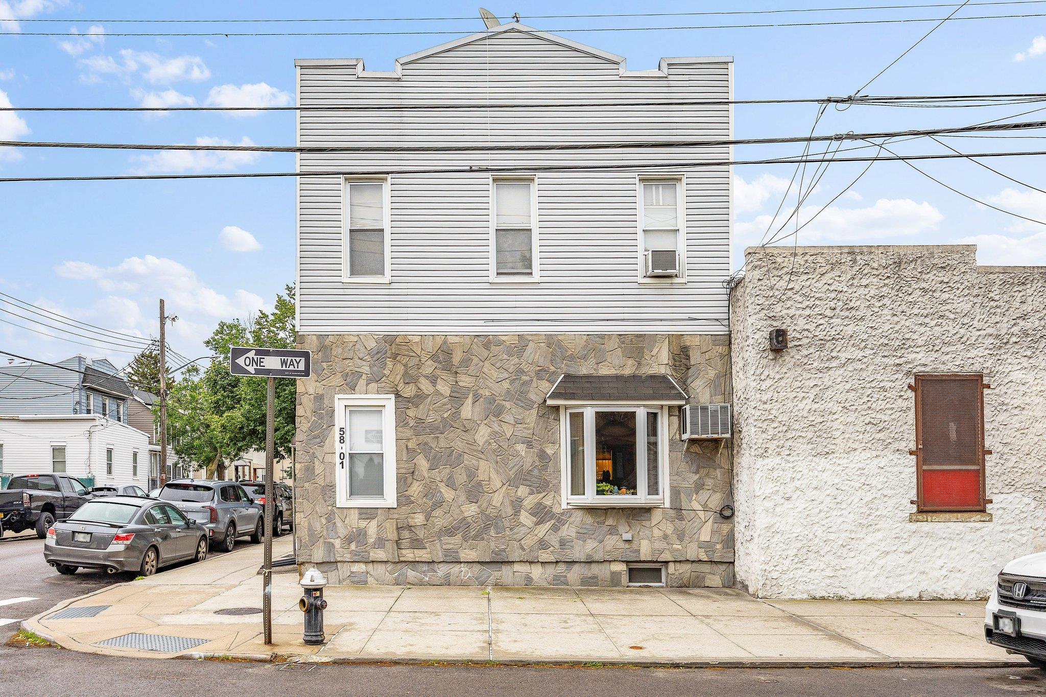 #3 photo, 5801 59th Street, Куинс ‖ Maspeth , NY 11378