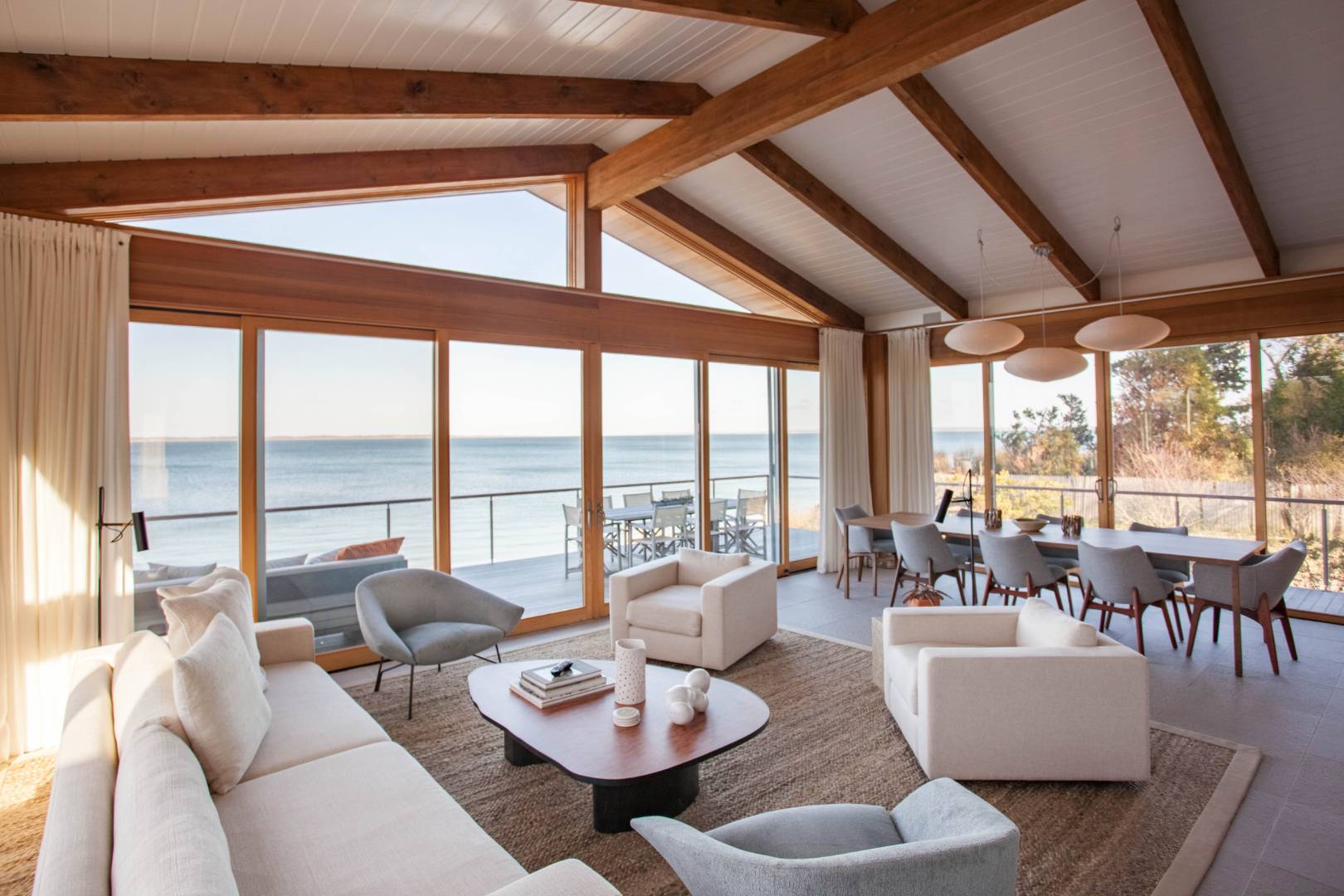 #1 photo, 14 Driftwood Lane, East Hampton , NY 11937