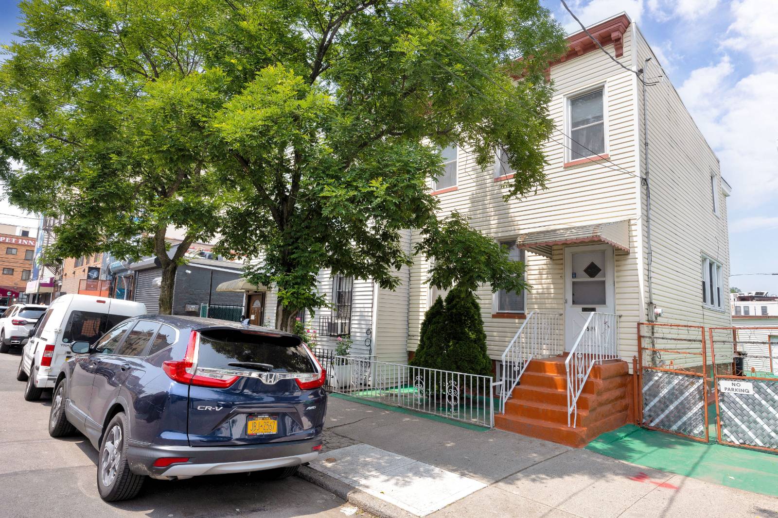 #1 photo, 1619 George St, Flushing , NY 11385
