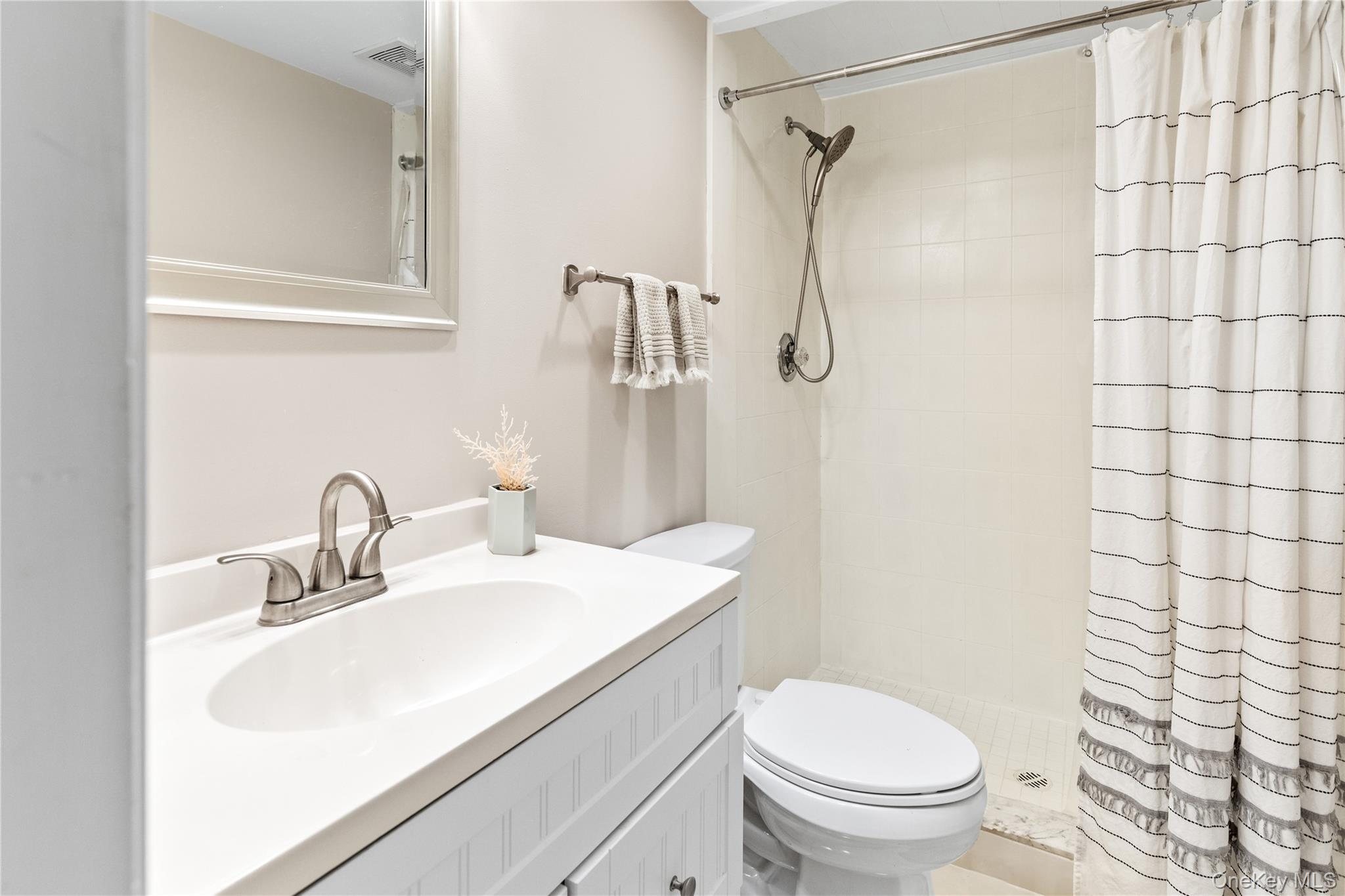 #15 photo, Hampton Bays, サフォーク郡 Hampton Bays , NY 11946