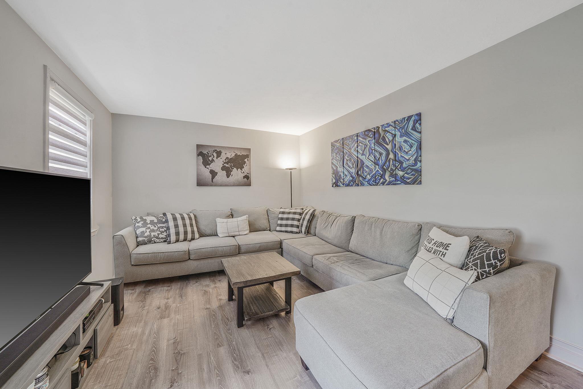 #11 photo, 23 Edwards Street, ناسو Roslyn Heights , NY 11577