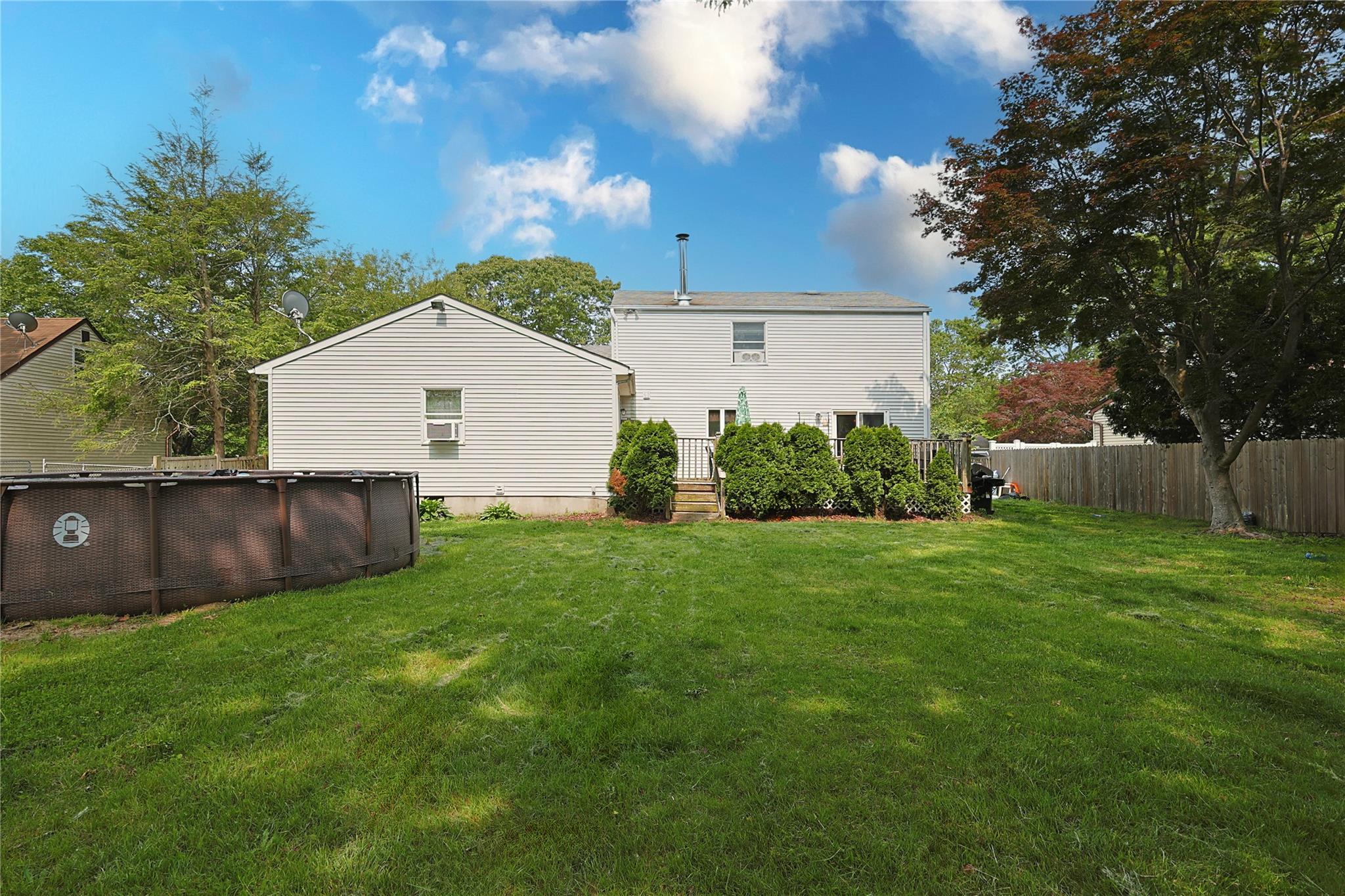 #13 photo, 33 Highview Lane, 东长岛 Ridge , NY 11961