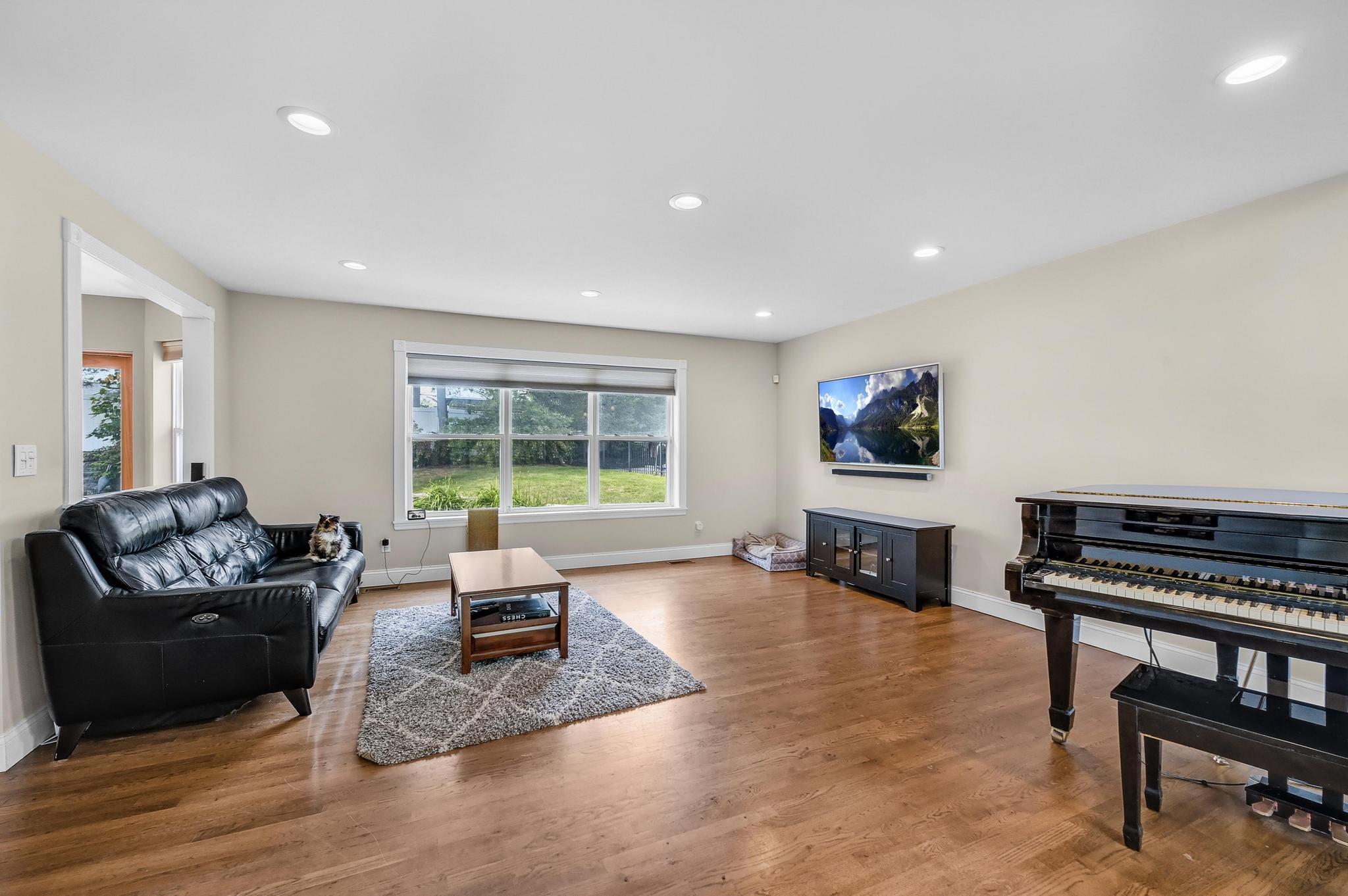 #18 photo, 8 Tecumseh Court, 東長島 康马克 Commack , NY 11725
