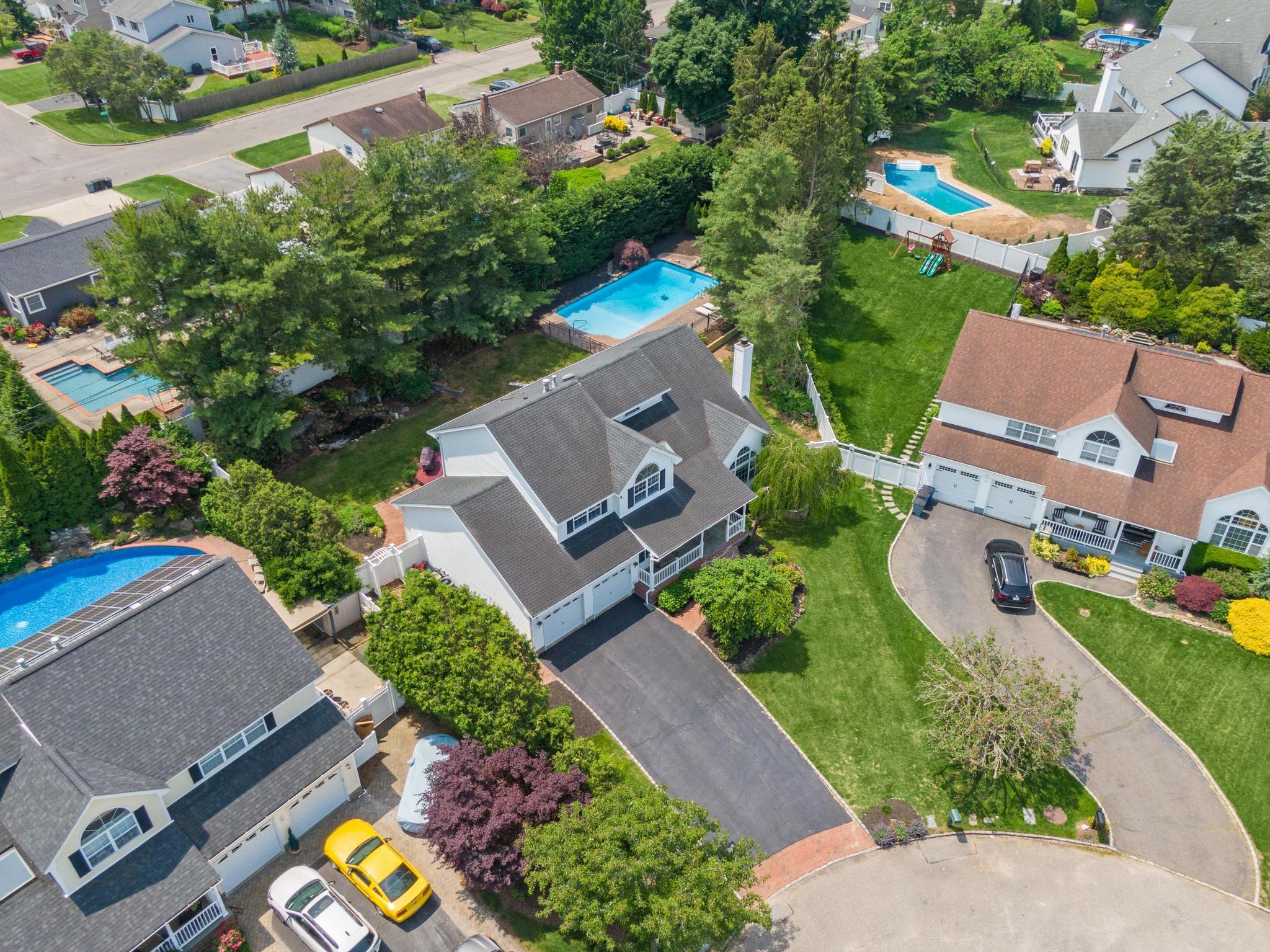 #5 photo, 8 Tecumseh Court, 東長島 康马克 Commack , NY 11725