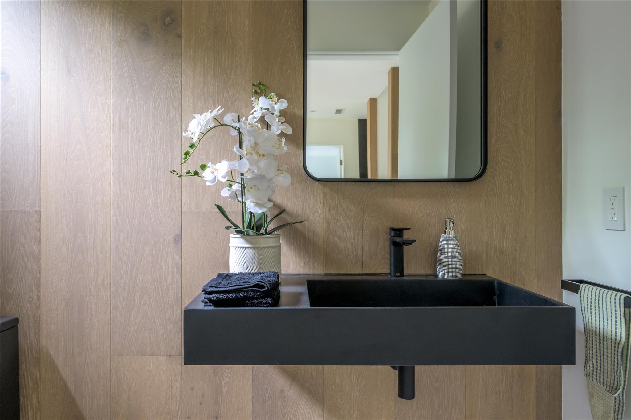 #20 photo, 474 Route 199, Red Hook , NY 12571