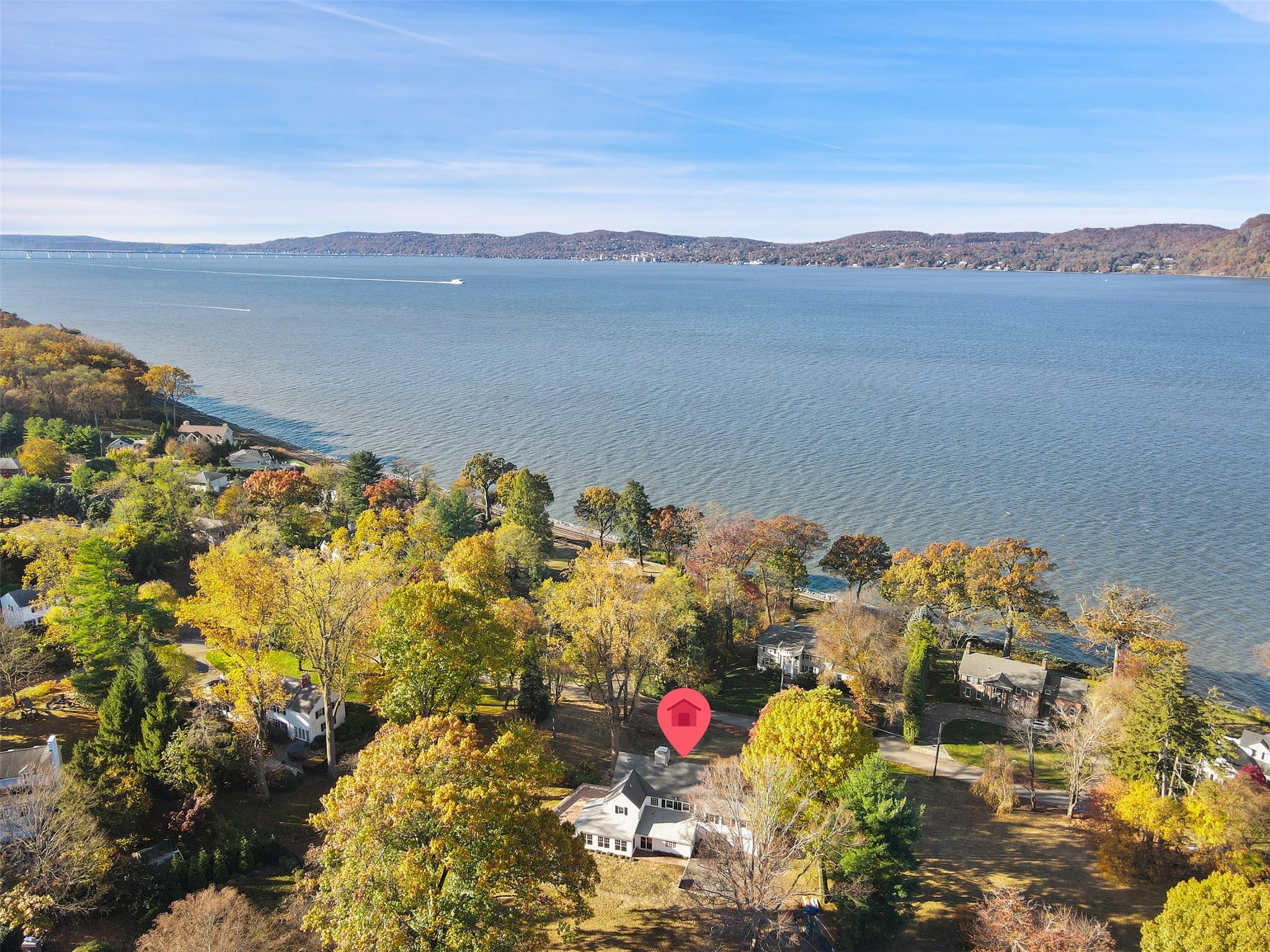 #1 photo, 205 River Road, Briarcliff Manor , NY 10510