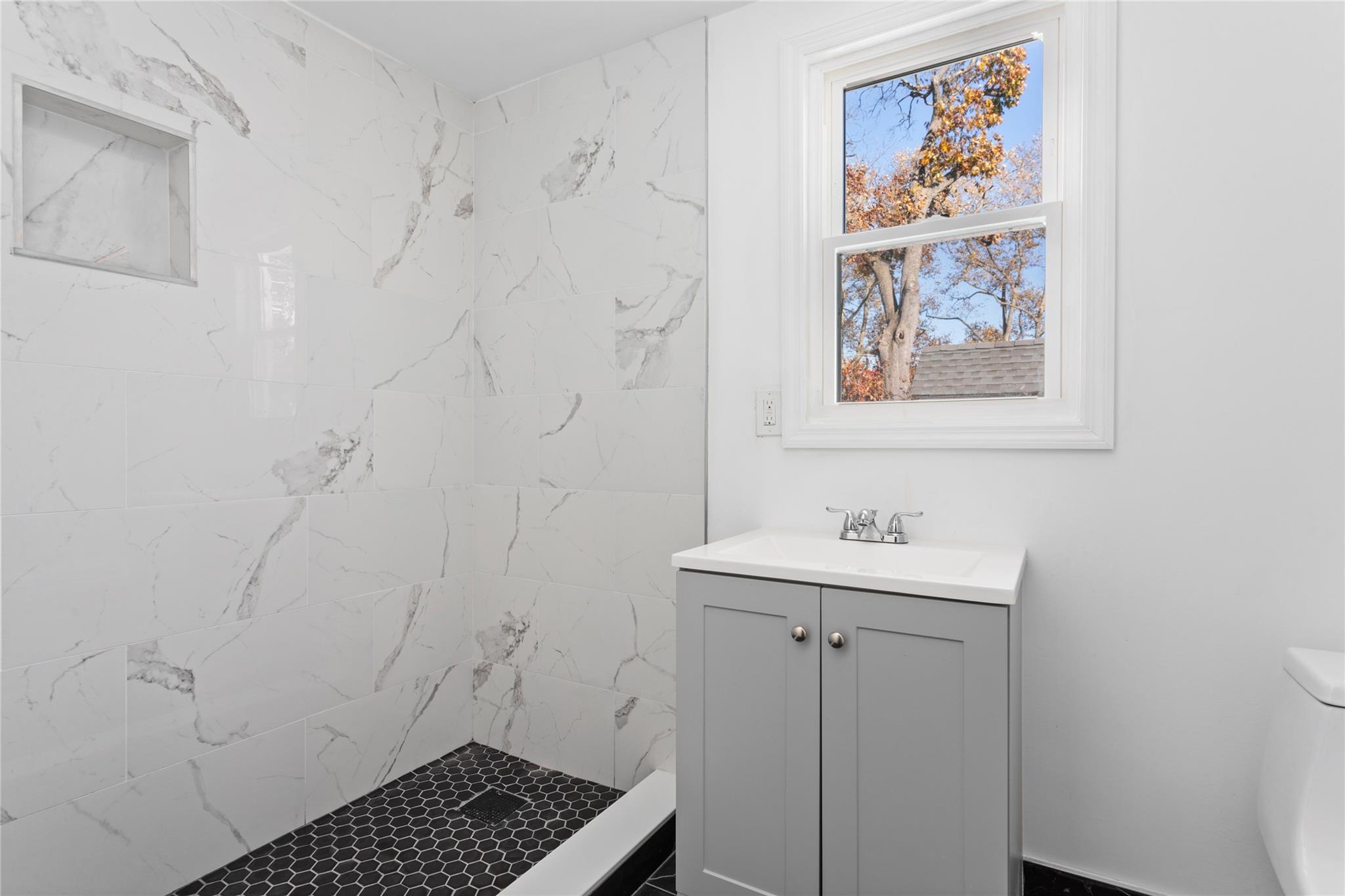 #10 photo, 78 Jesse Street, 長島 Freeport , NY 11520