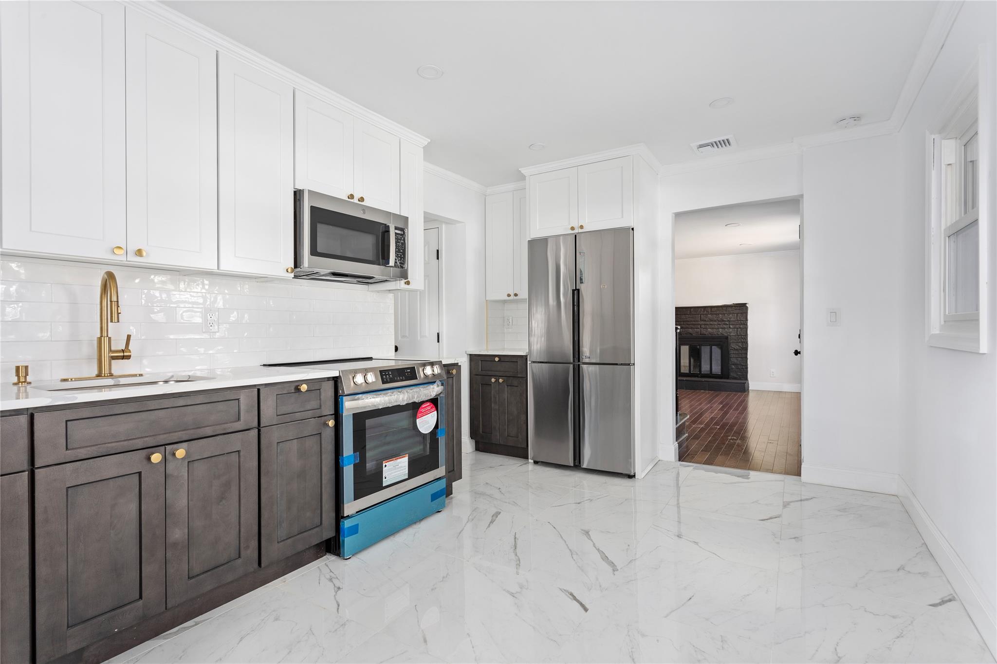 #4 photo, 78 Jesse Street, 長島 Freeport , NY 11520