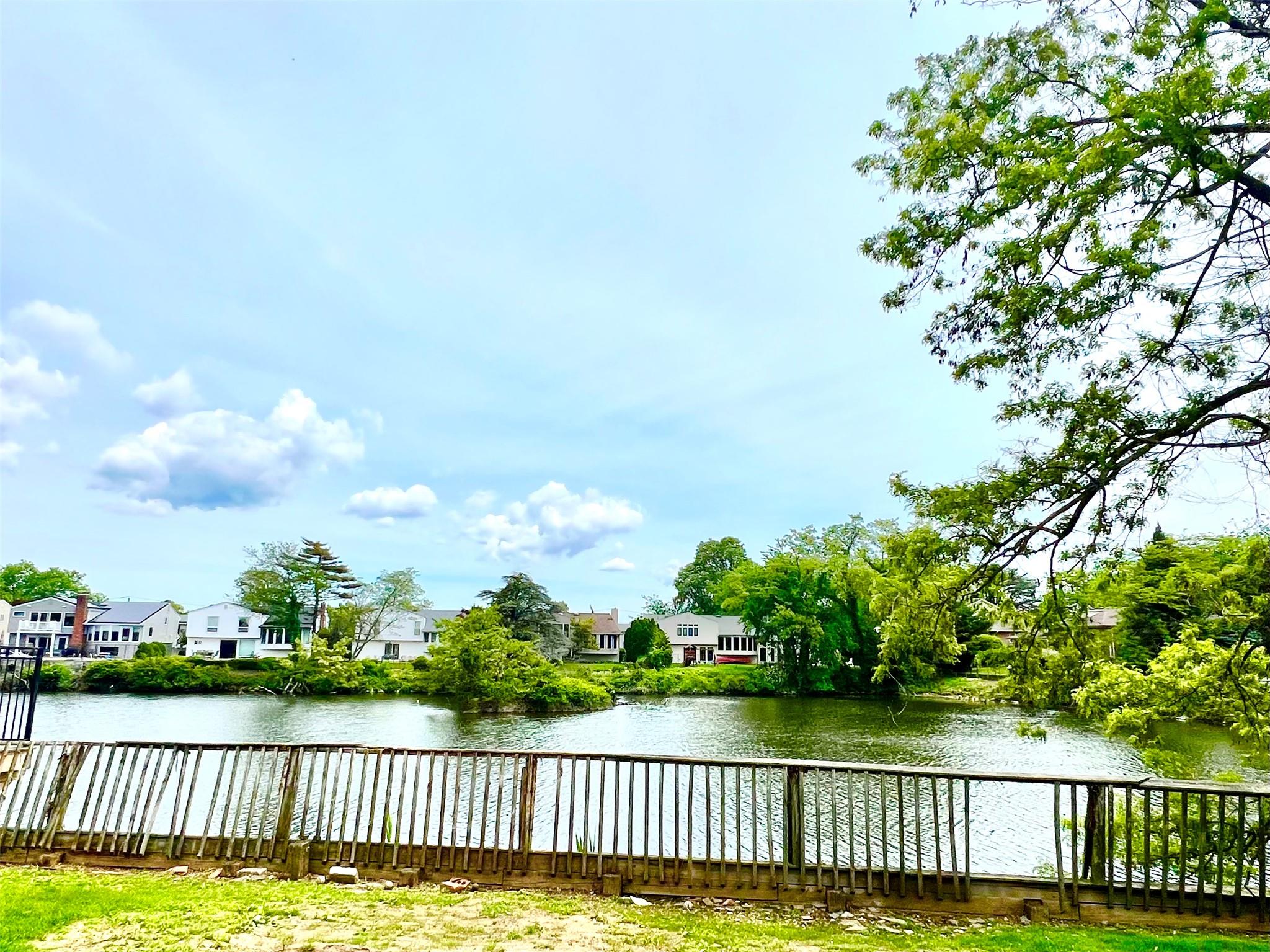 #20 photo, 636 Derby Avenue, 長島 Woodmere , NY 11598