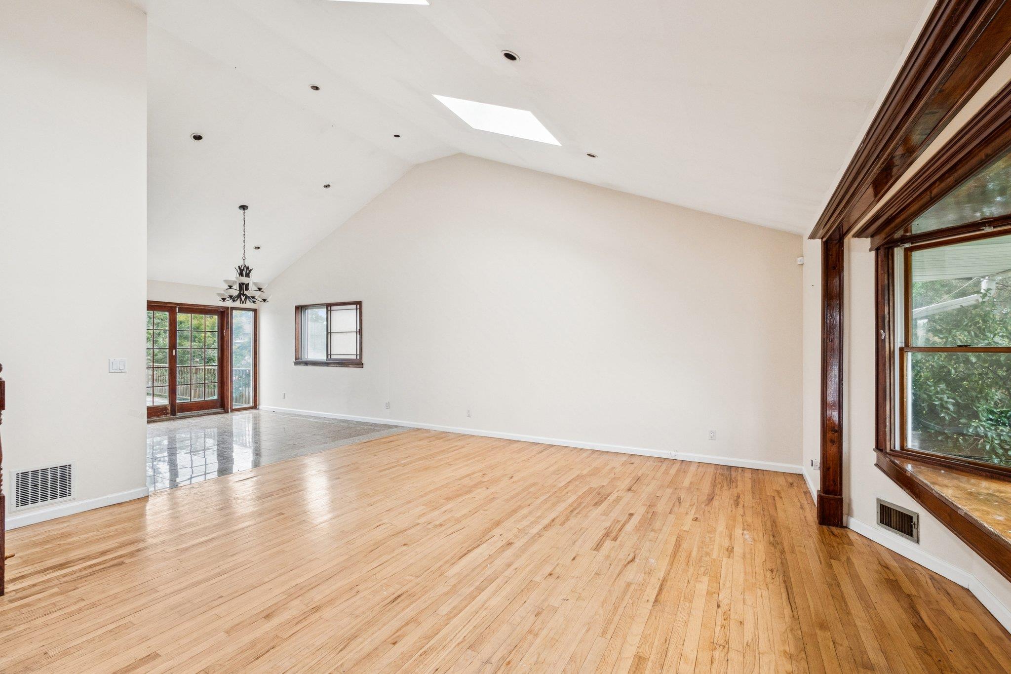 #4 photo, 636 Derby Avenue, 長島 Woodmere , NY 11598