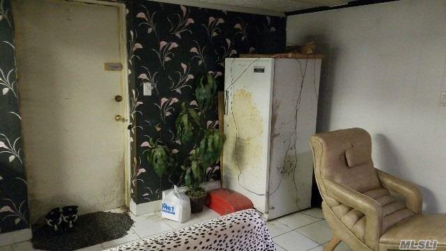 #9 photo, 492 Pershing Boulevard, Rockville Centre , NY 11570