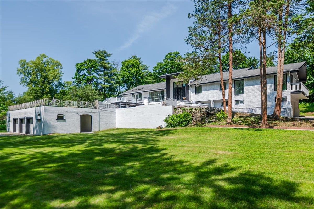 #1 photo, 452 E Shore Road, Great Neck , NY 11024