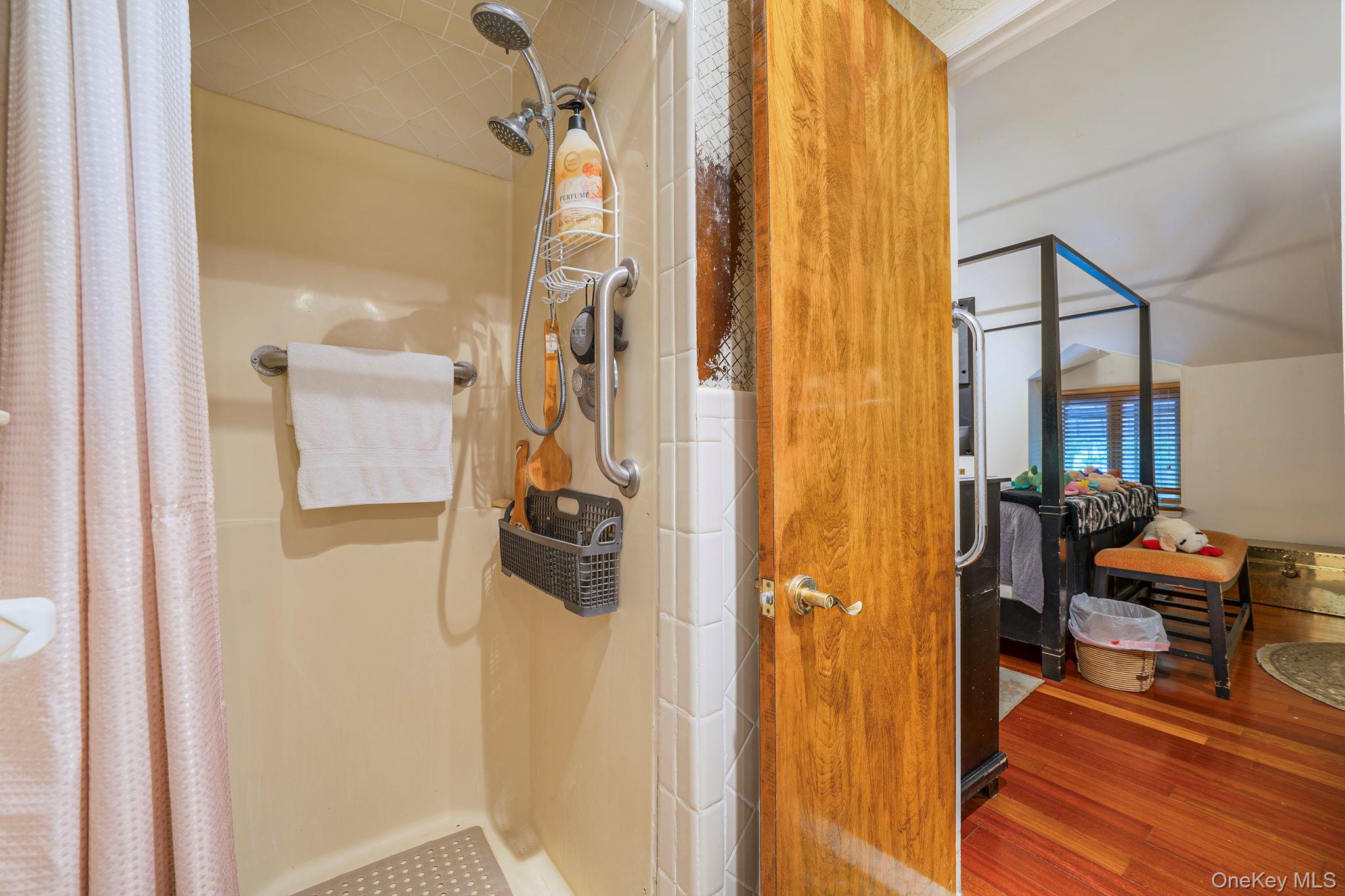 #16 photo, 114 Oakwood Drive, サフォーク郡 Wading River , NY 11792