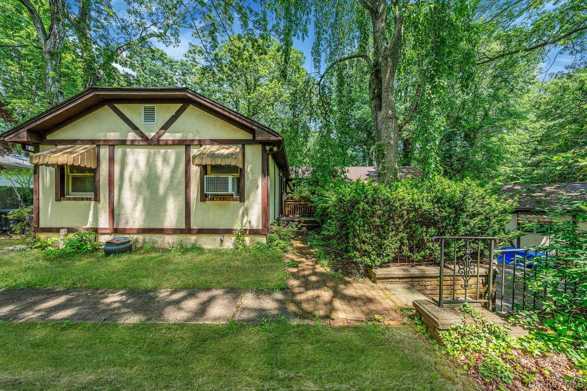 #2 photo, 114 Oakwood Drive, サフォーク郡 Wading River , NY 11792