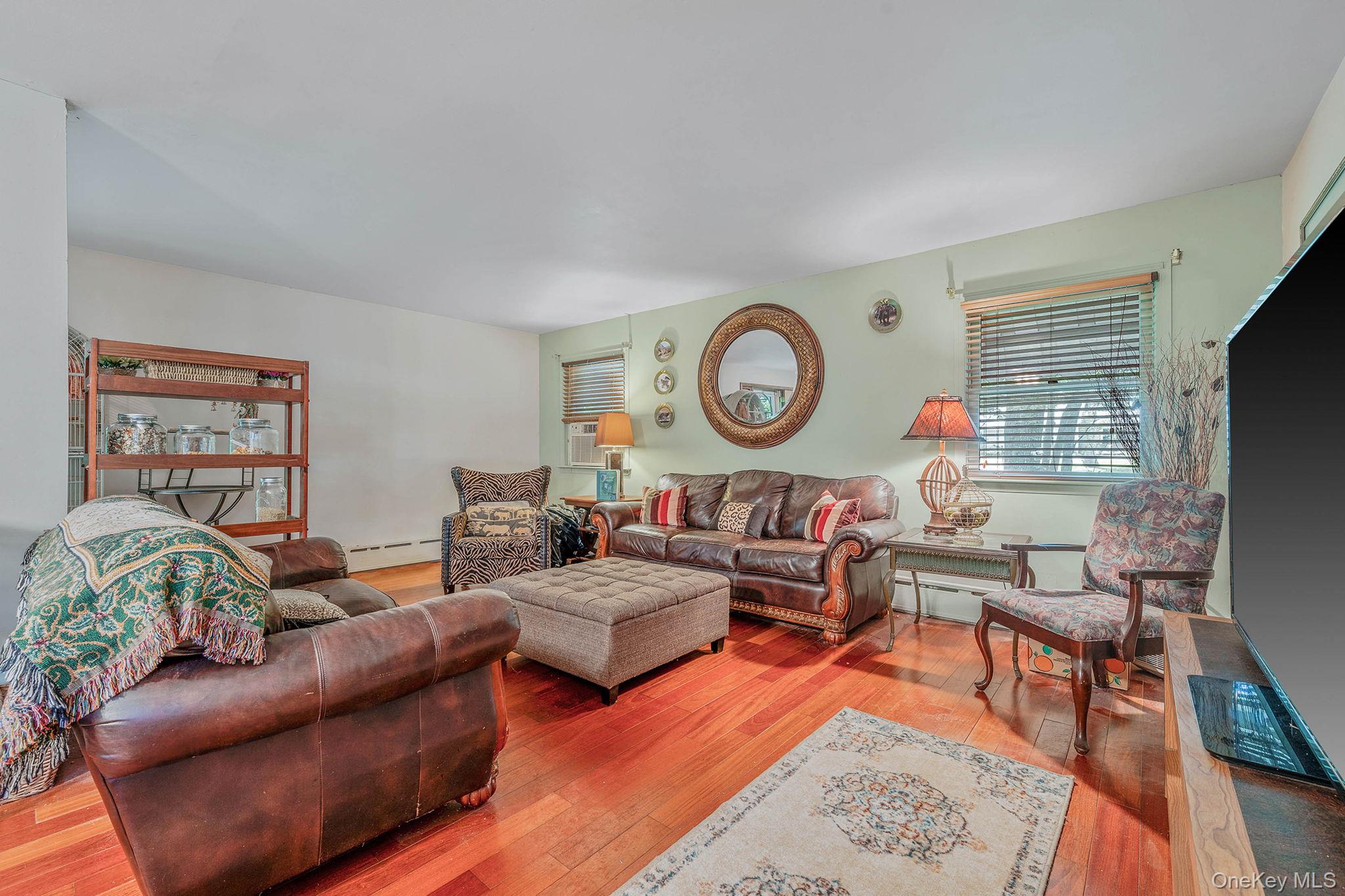 #6 photo, 114 Oakwood Drive, サフォーク郡 Wading River , NY 11792