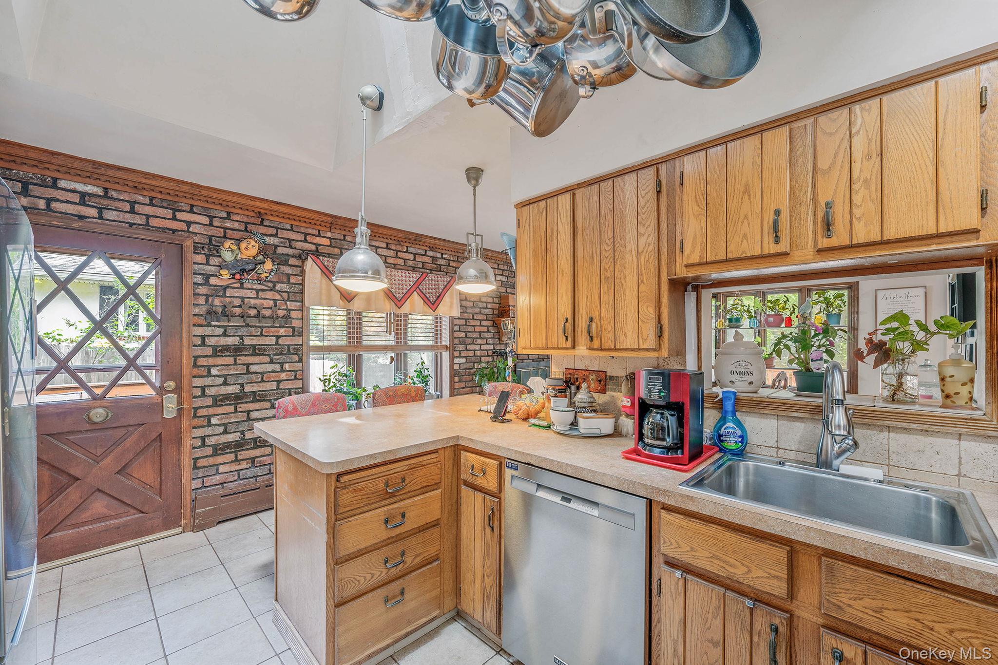 #8 photo, 114 Oakwood Drive, サフォーク郡 Wading River , NY 11792