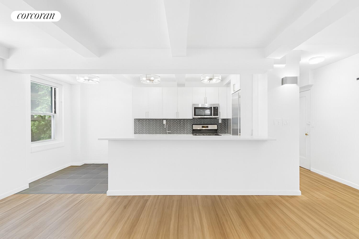 #3 photo, 155 E 49TH Street, マンハッタン Turtle Bay , NY 10017