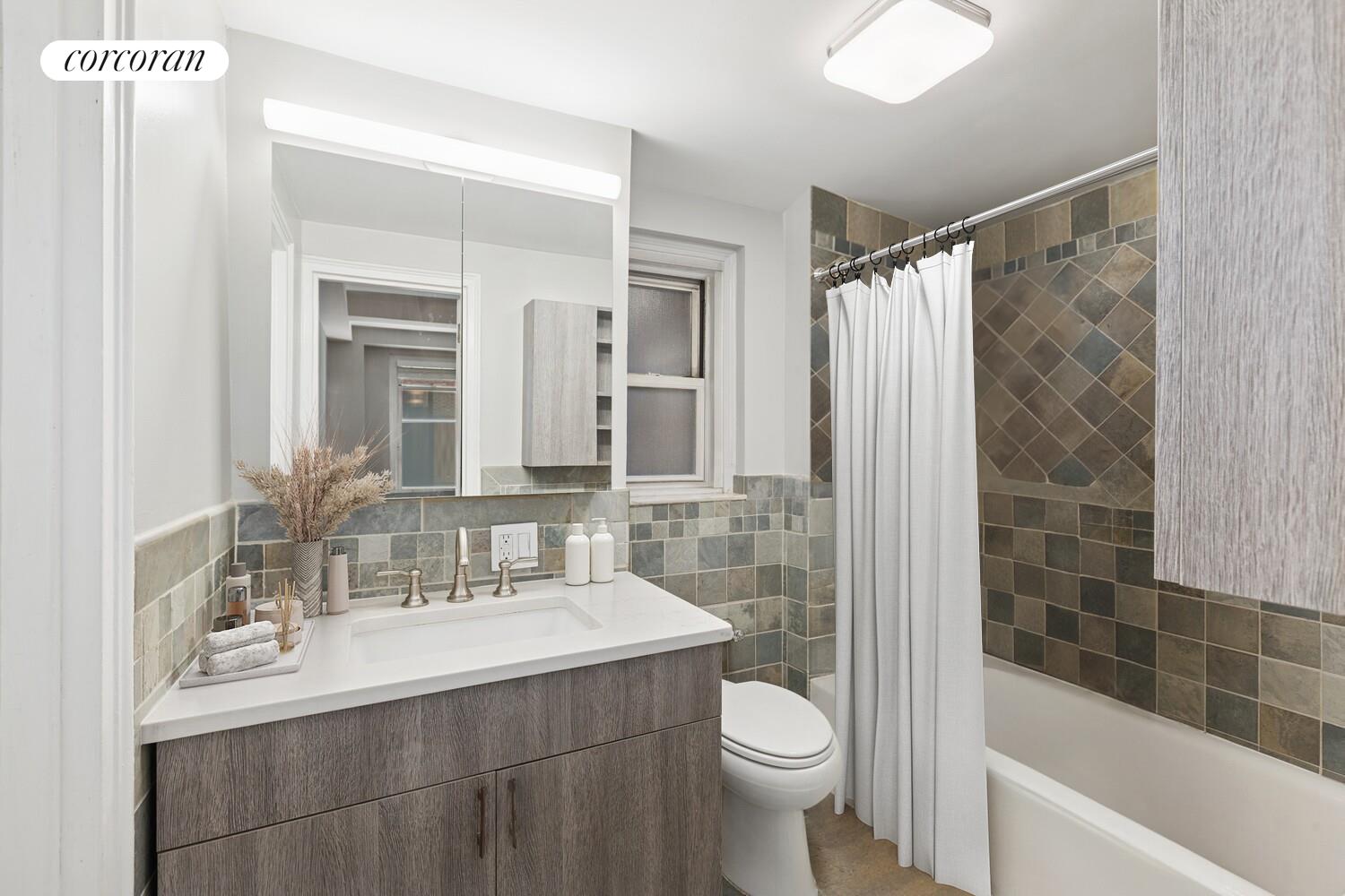 #6 photo, 155 E 49TH Street, マンハッタン Turtle Bay , NY 10017