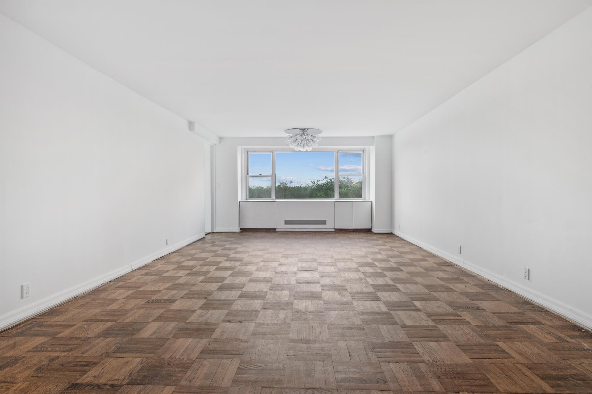 #4 photo, 24 CENTRAL Park S, マンハッタン Central Park South , NY 10019