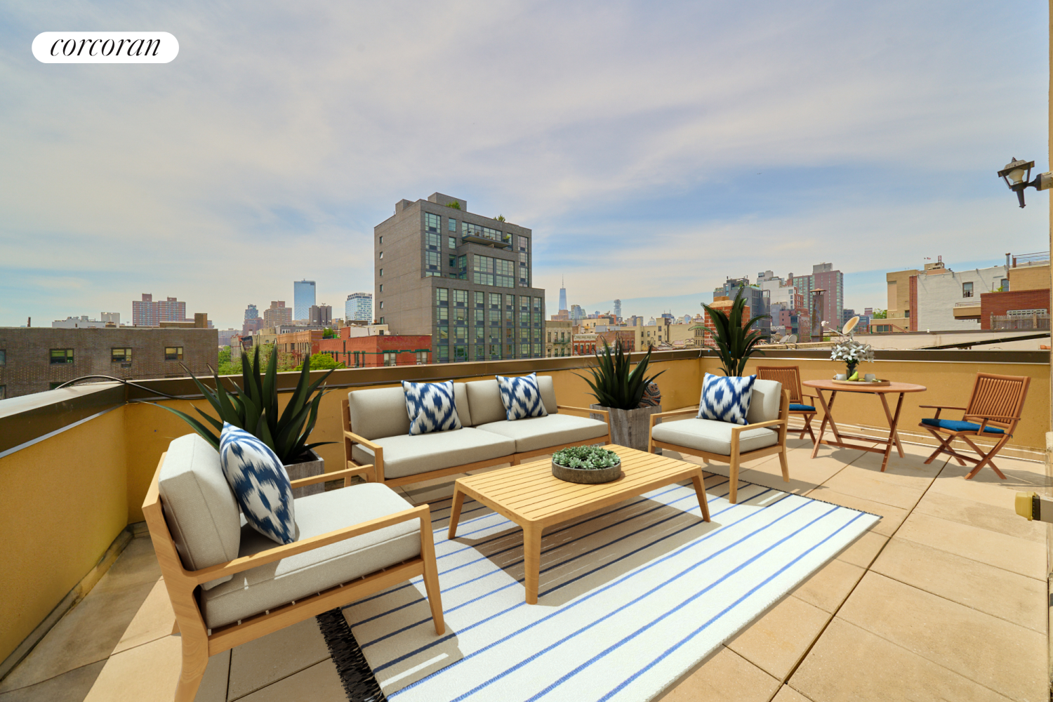 #1 photo, 243 E 2ND Street, مانهاتن East Village , NY 10009