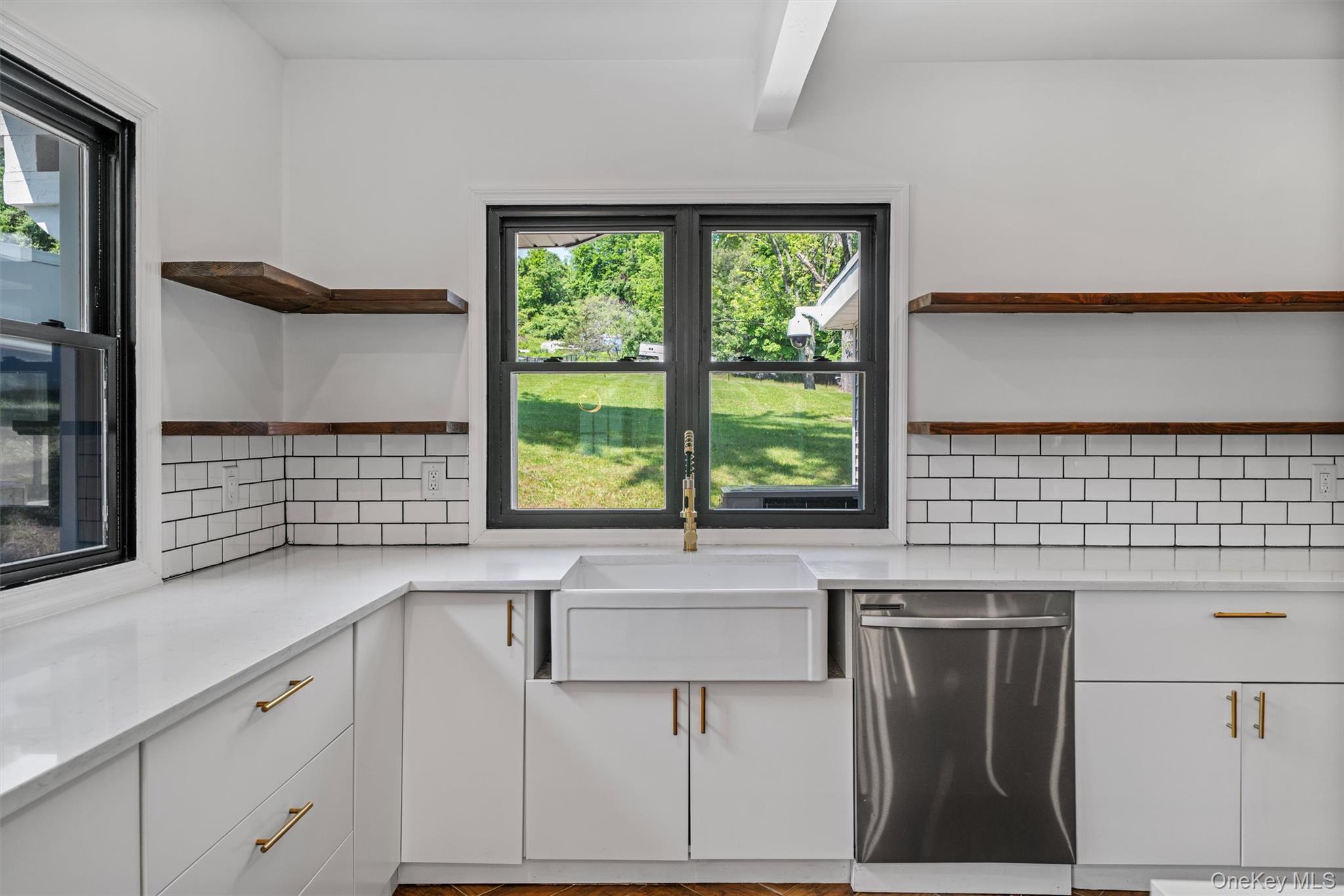 #17 photo, 5299 Route 9W, Newburgh , NY 12550