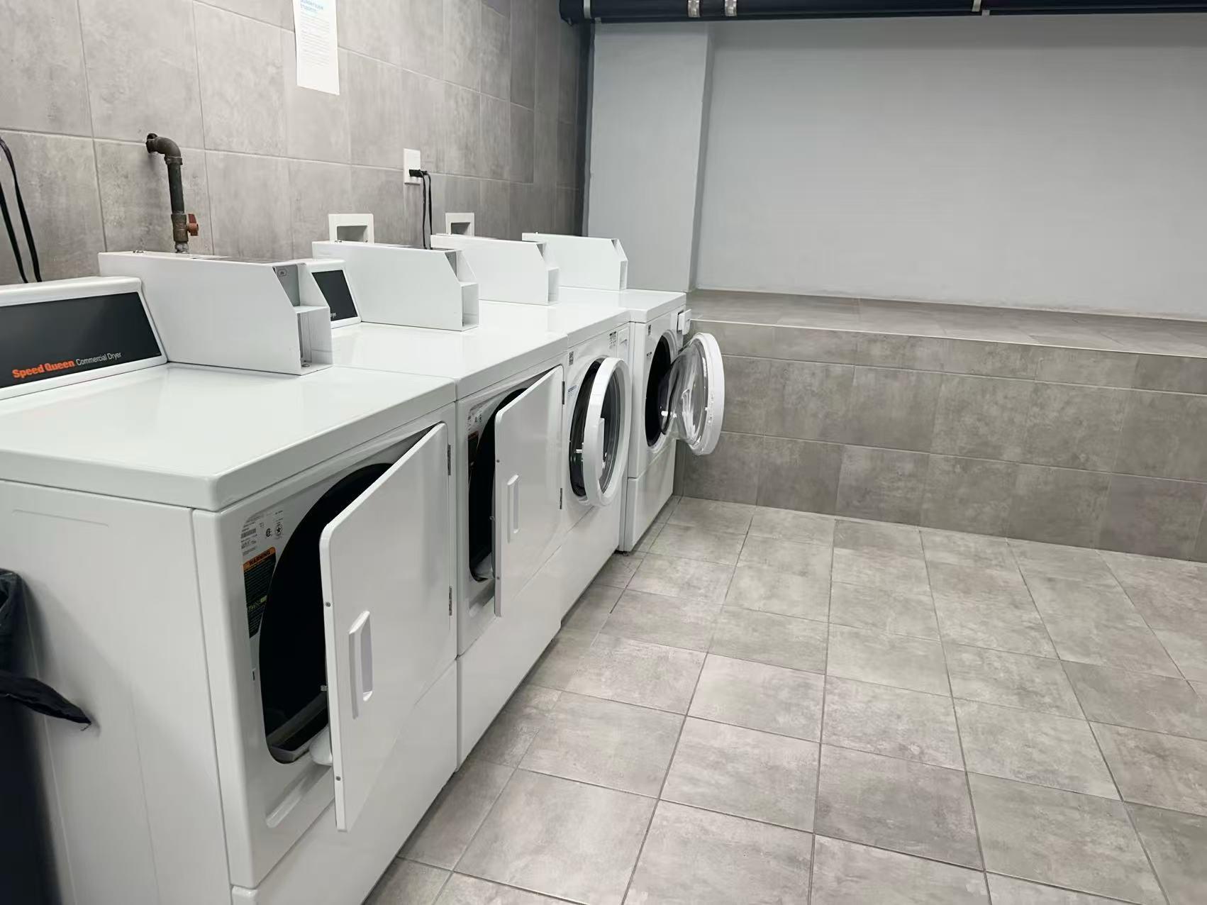 #14 photo, 25-34 Steinway Street, クイーンズ区 Long Island City , NY 11103