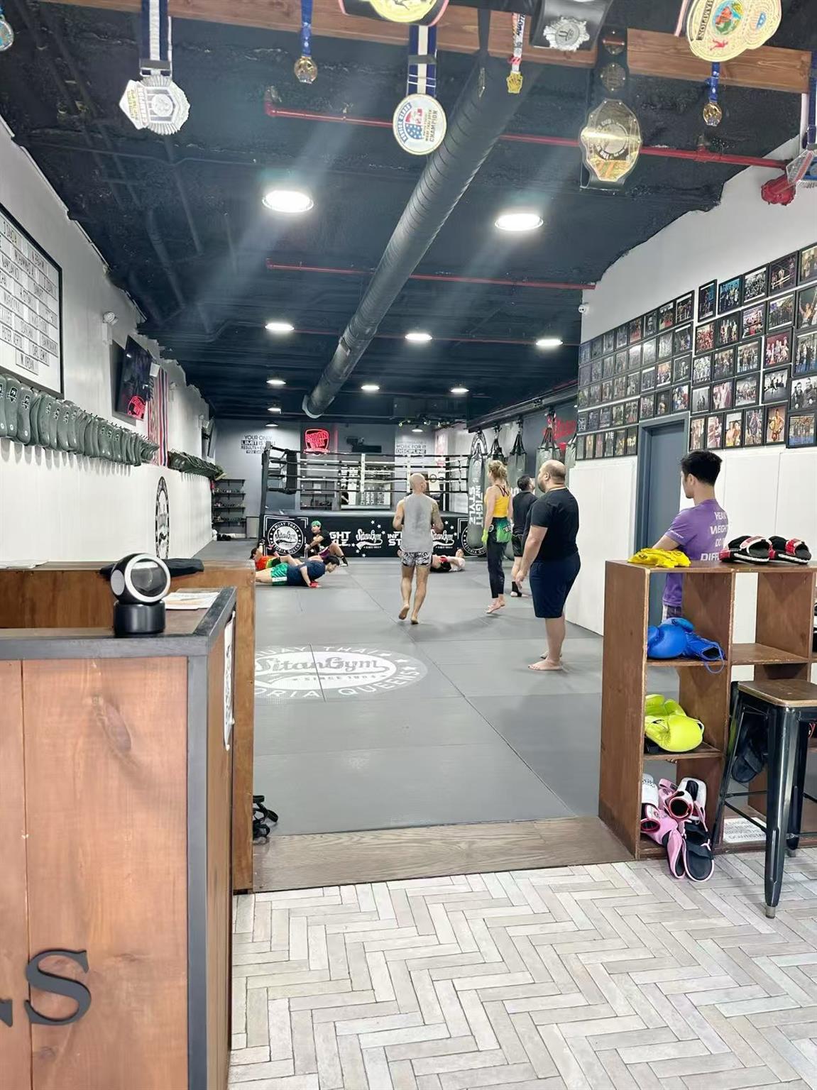 #4 photo, 25-34 Steinway Street, クイーンズ区 Long Island City , NY 11103