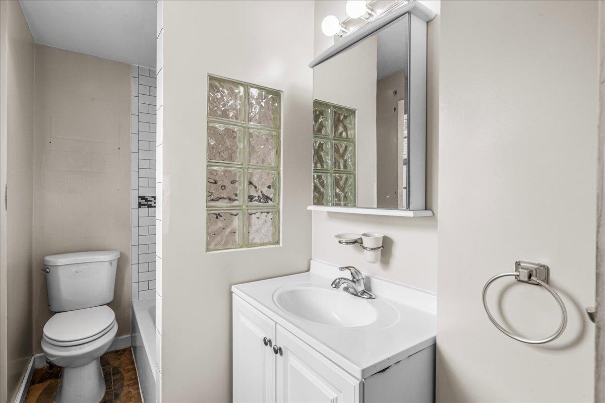 #14 photo, 59-81 Grand Avenue, كوينز Maspeth , NY 11378