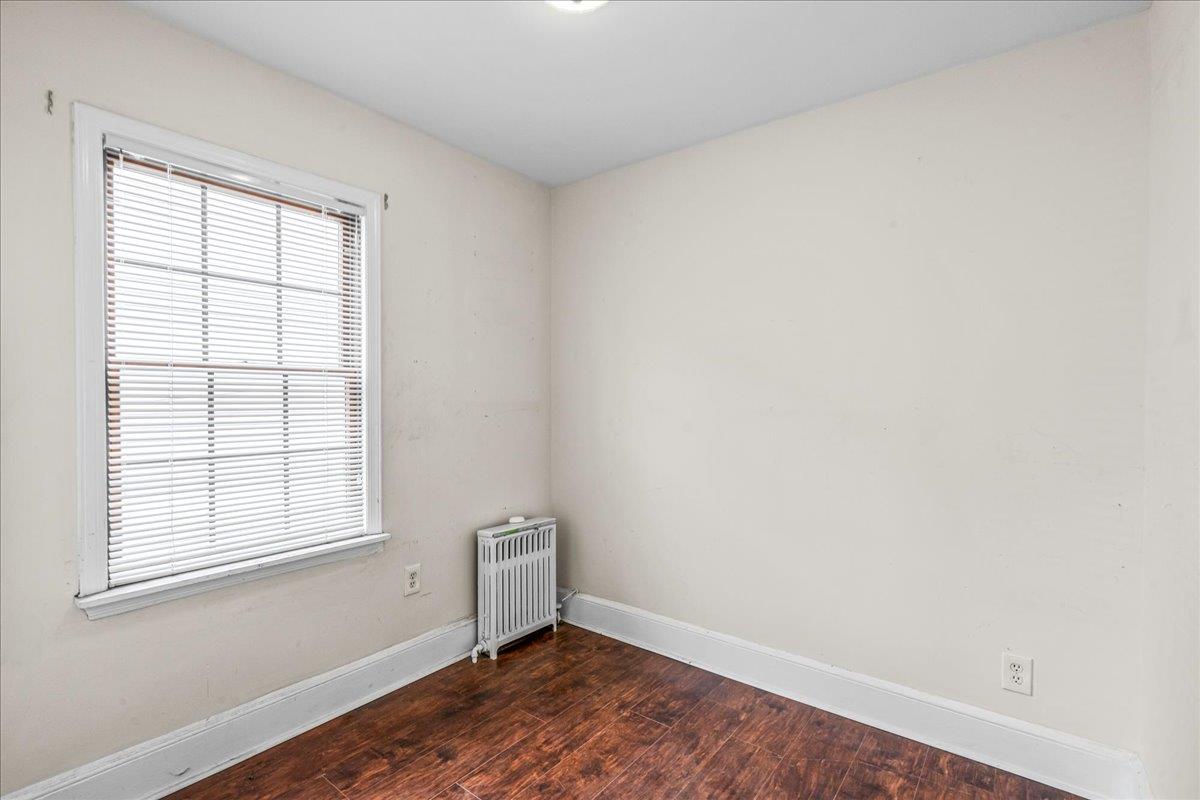 #18 photo, 59-81 Grand Avenue, كوينز Maspeth , NY 11378