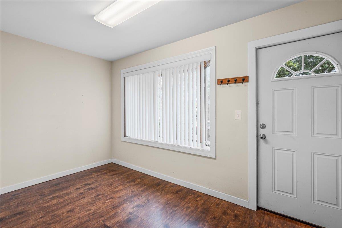 #5 photo, 59-81 Grand Avenue, كوينز Maspeth , NY 11378